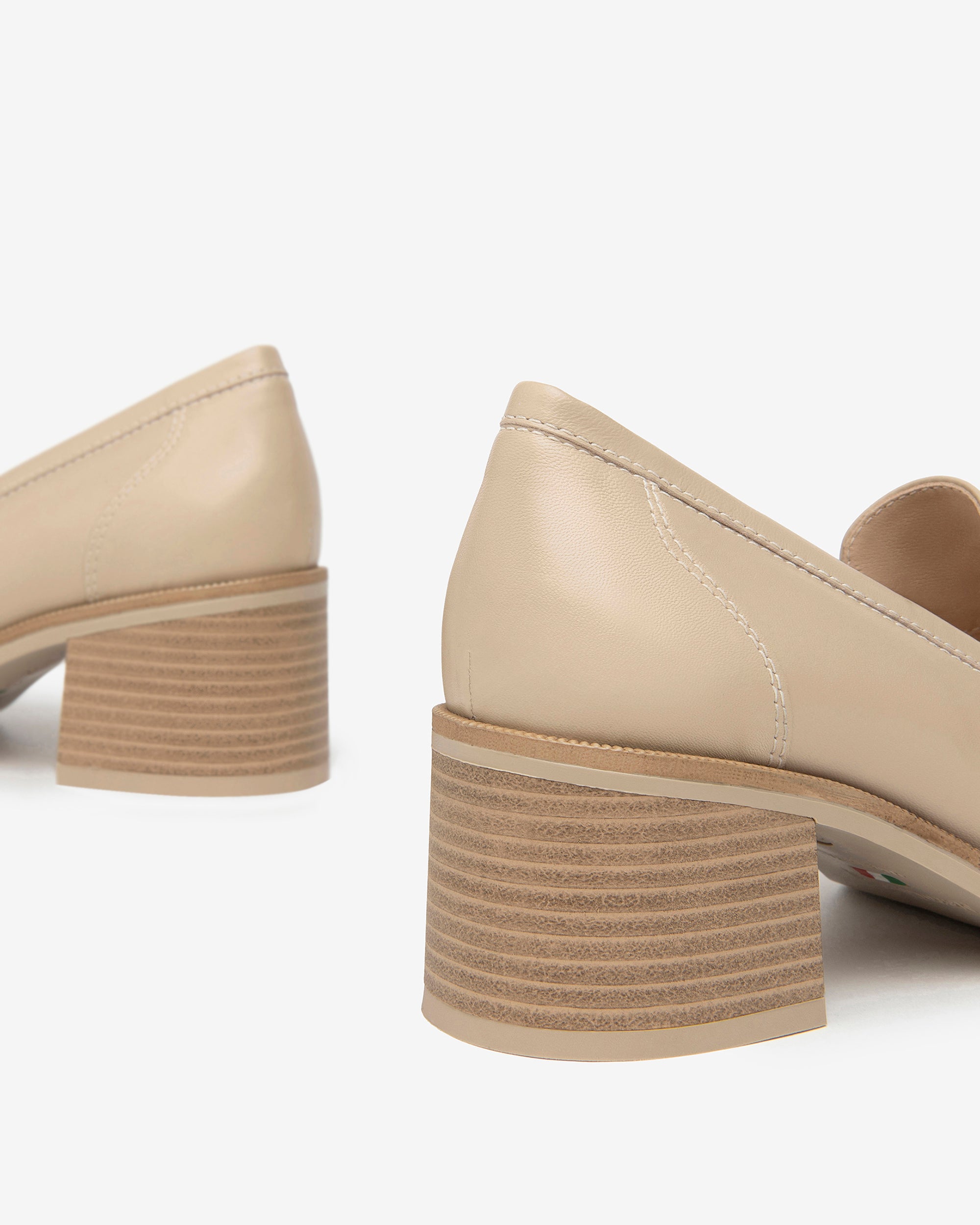 Nero Giardini Loafers mocassins cuir femme pointure 38