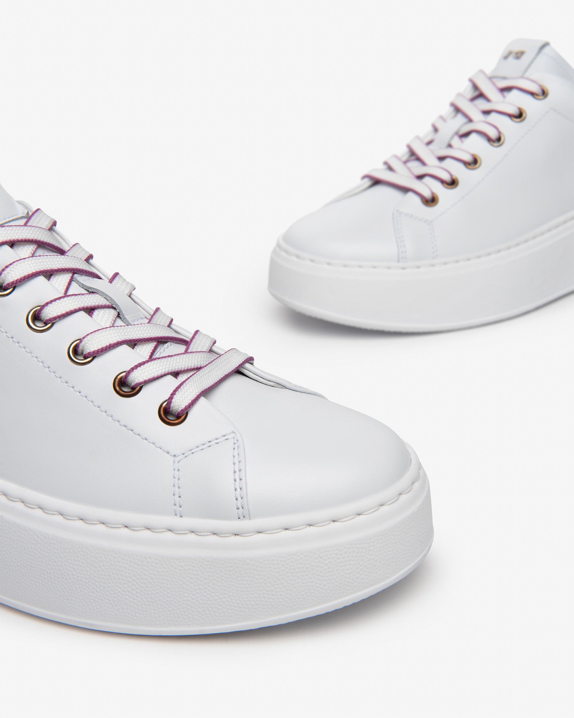 Nero Giardini Sneakers baskets cuir daim femme