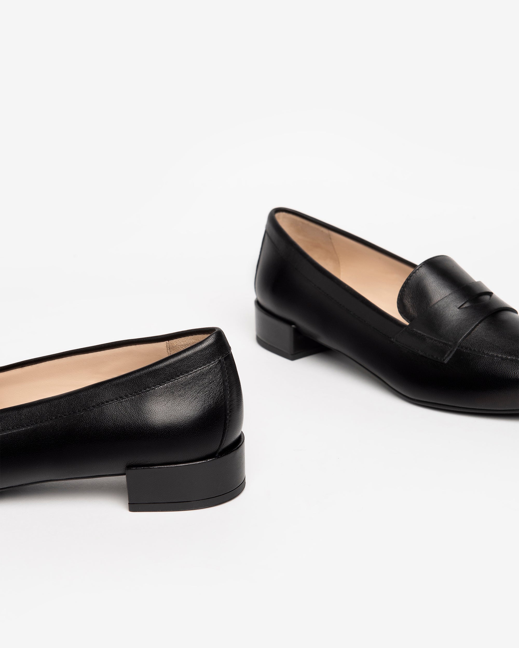 Nero Giardini Loafers mocassins cuir femme confort