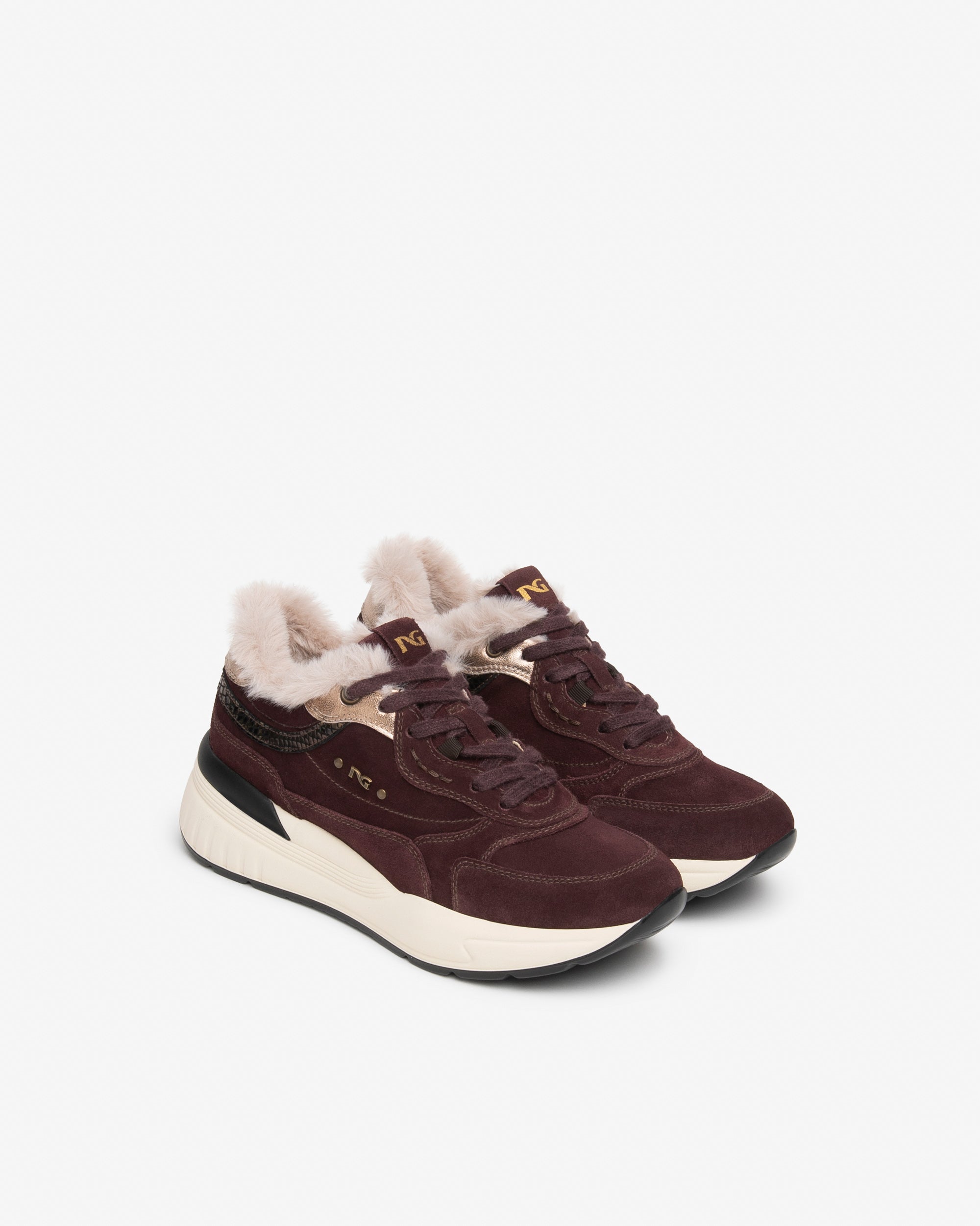Nero Giardini Sneakers baskets daim femme 38