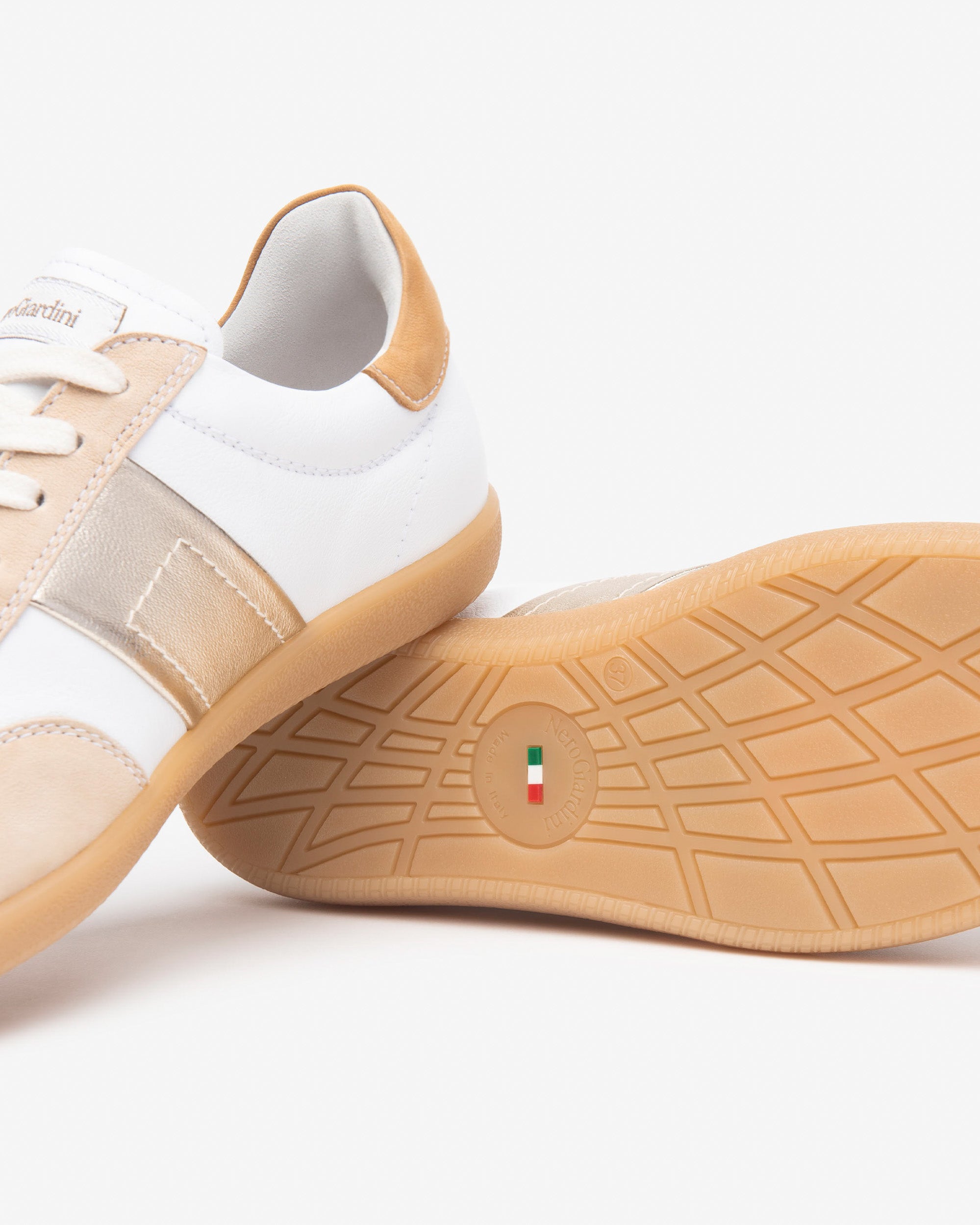 Nero Giardini Sneakers baskets cuir daim femme