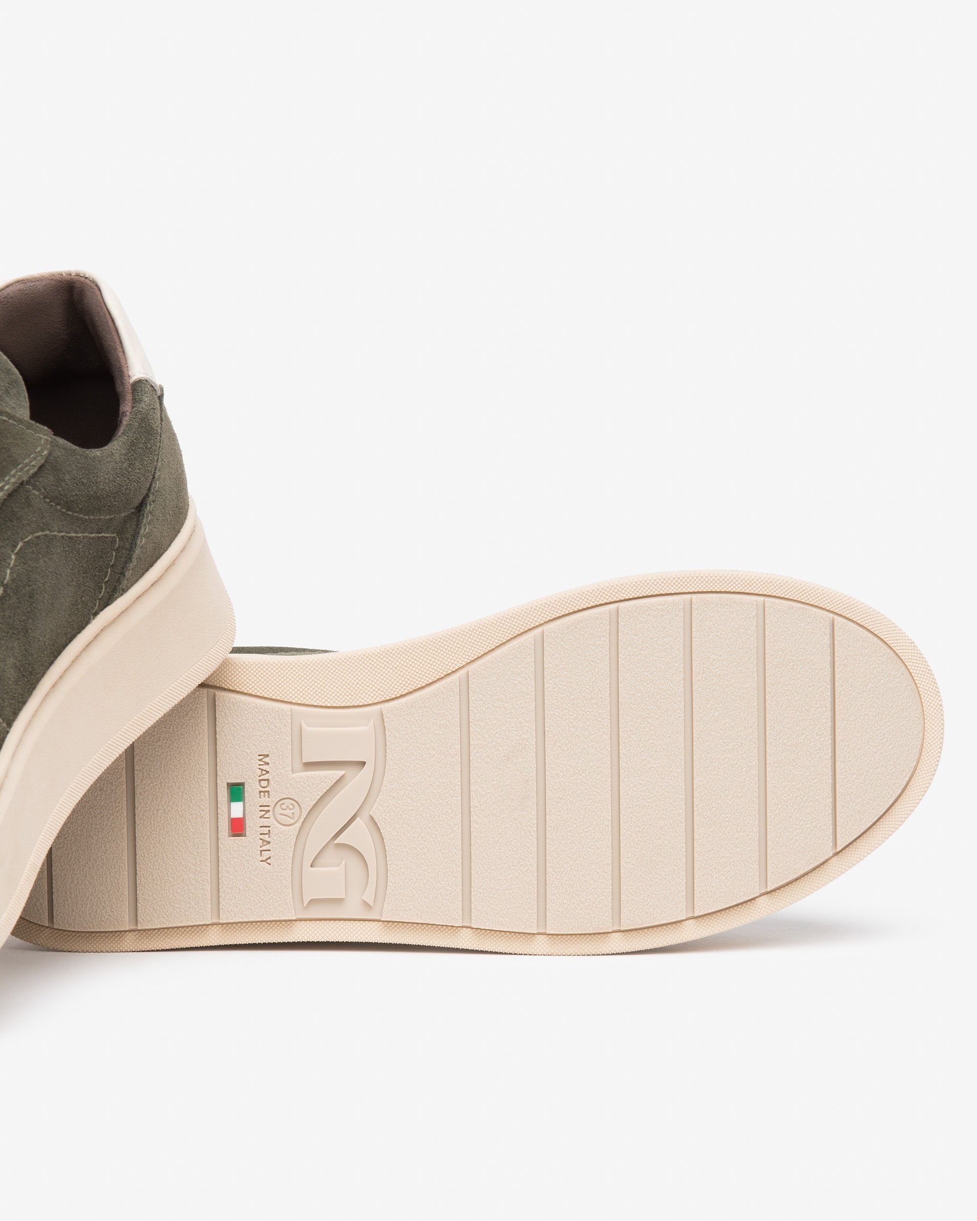 Nero Giardini Sneakers baskets femme daim pointure 38