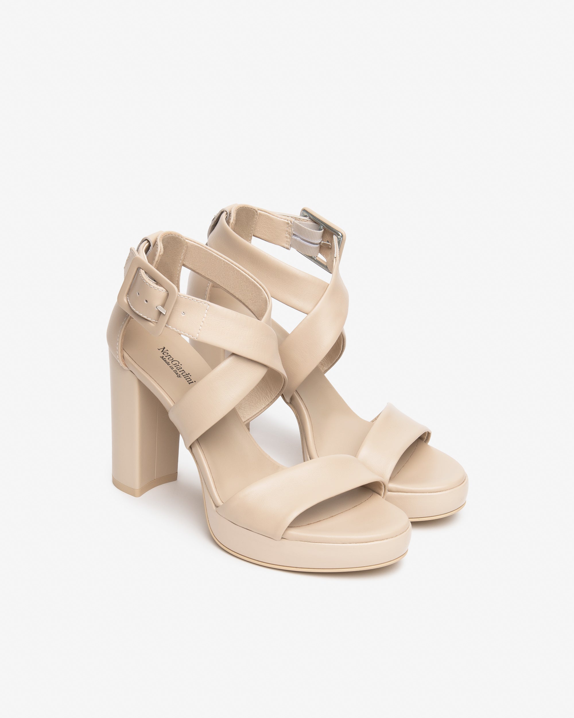 Nero Giardini Sandals sandales femme cuir confort