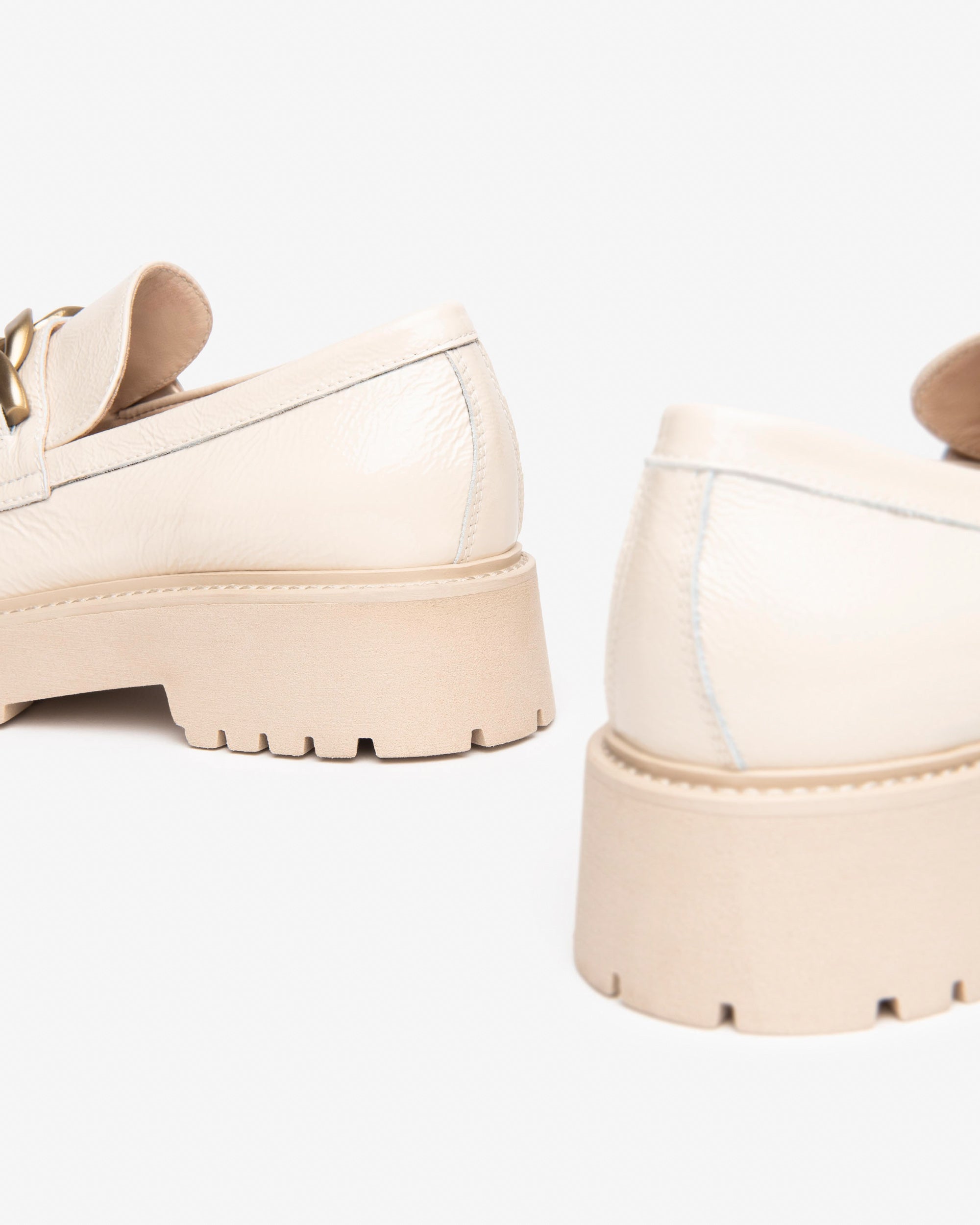 Nero Giardini Loafers mocassins cuir verni femme