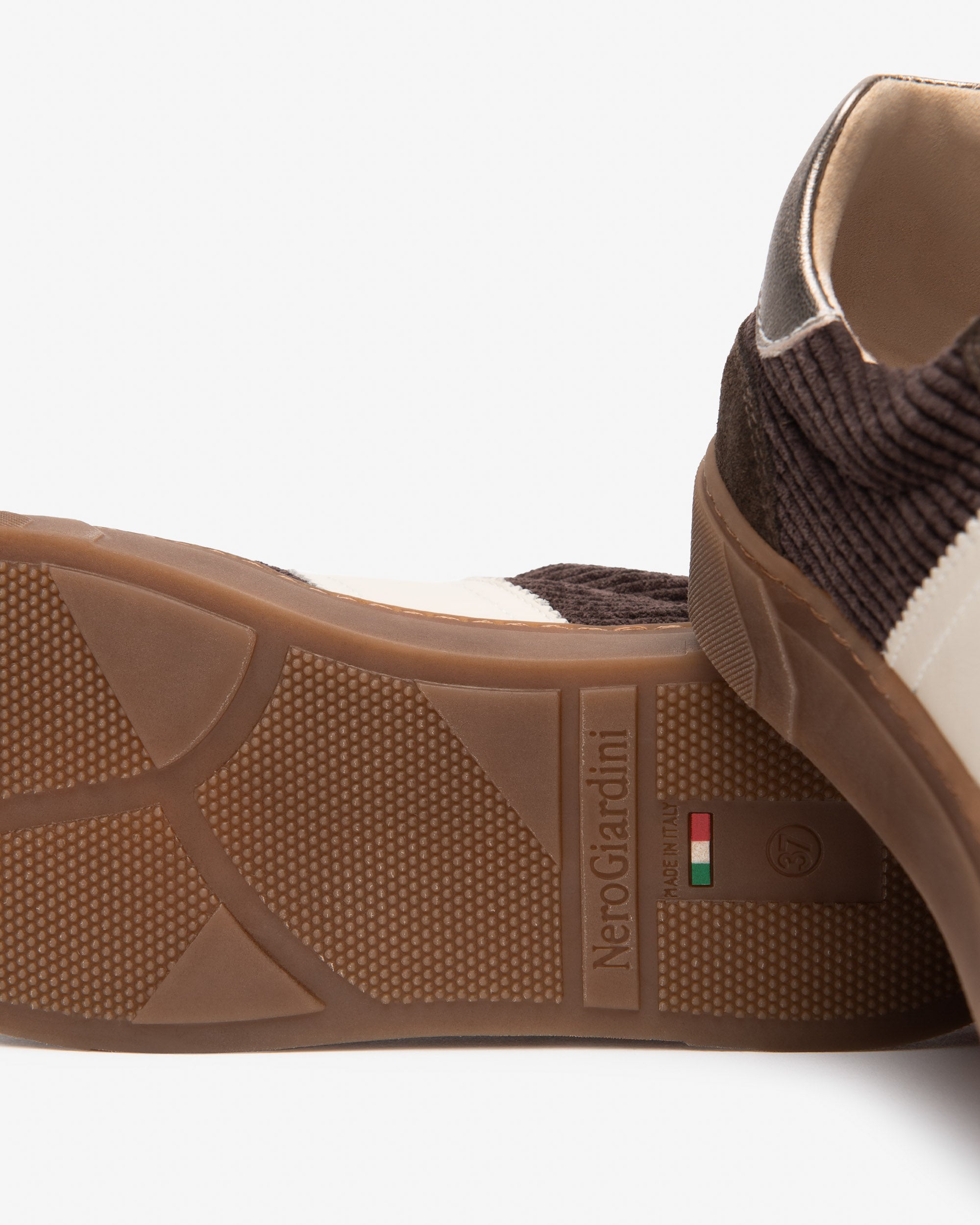 Nero Giardini Sneakers baskets femme daim cuir lacets