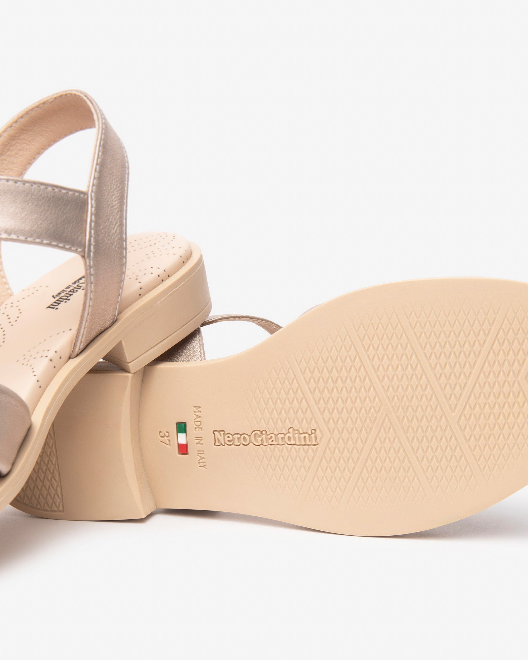 Nero Giardini Sandals Sandales Cuir Femme 35-41