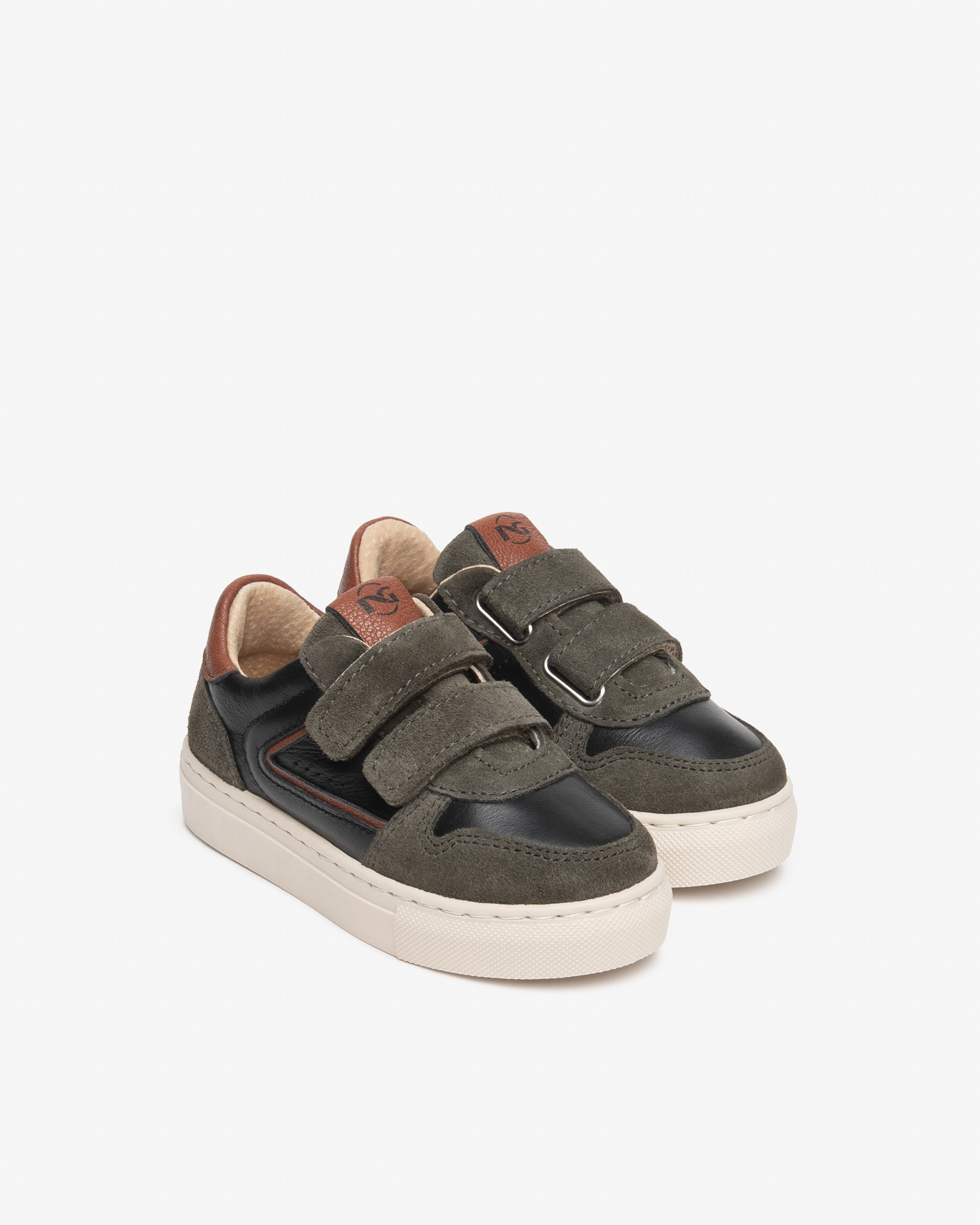 Nero Giardini Sneakers baskets garçon cuir scratch hiver