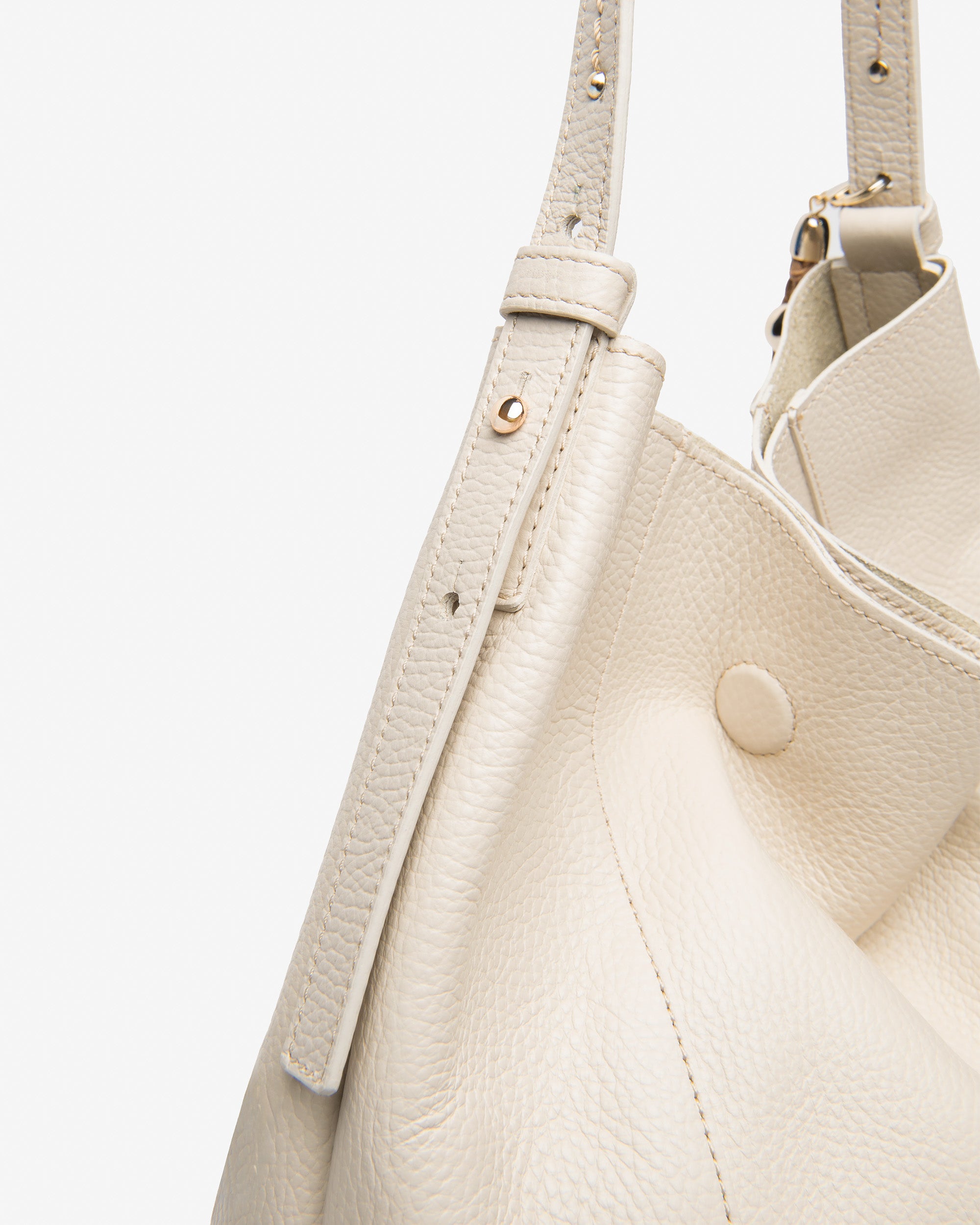 Nero Giardini Bags sac seau cuir femme bandoulière