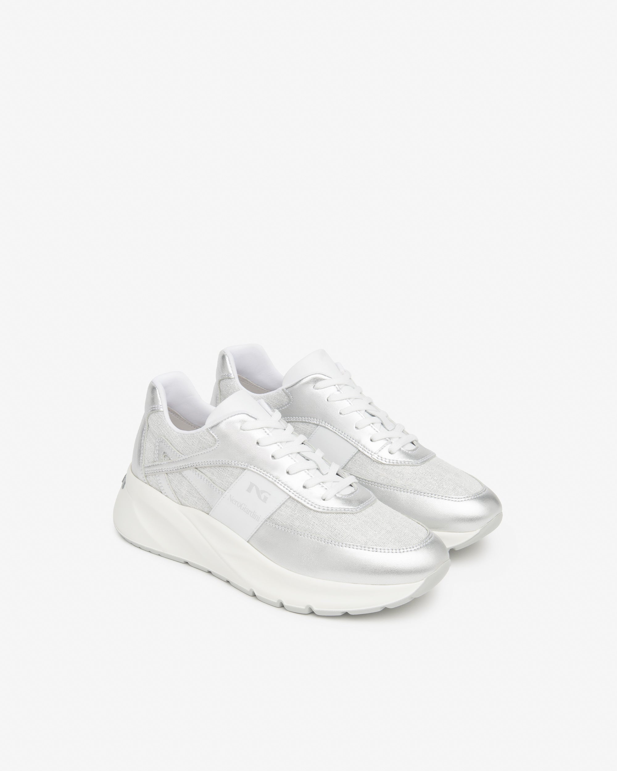 Nero Giardini Sneakers baskets femme daim pointure 38