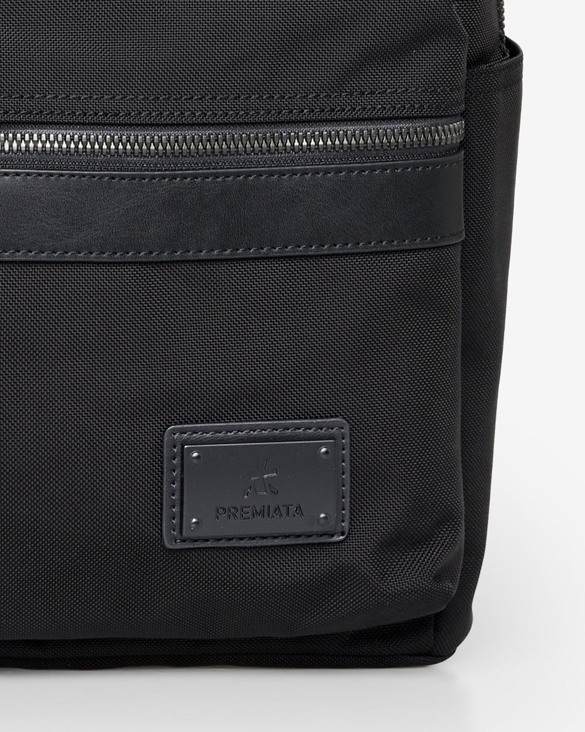 Premiata Blade 2121 sac à dos noir technique