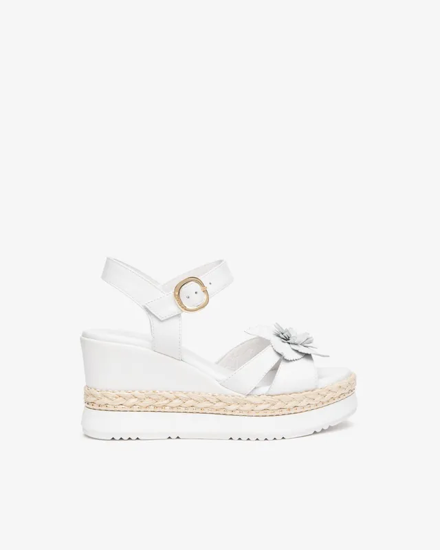 Nero Giardini Sandals sandales cuir femme confort