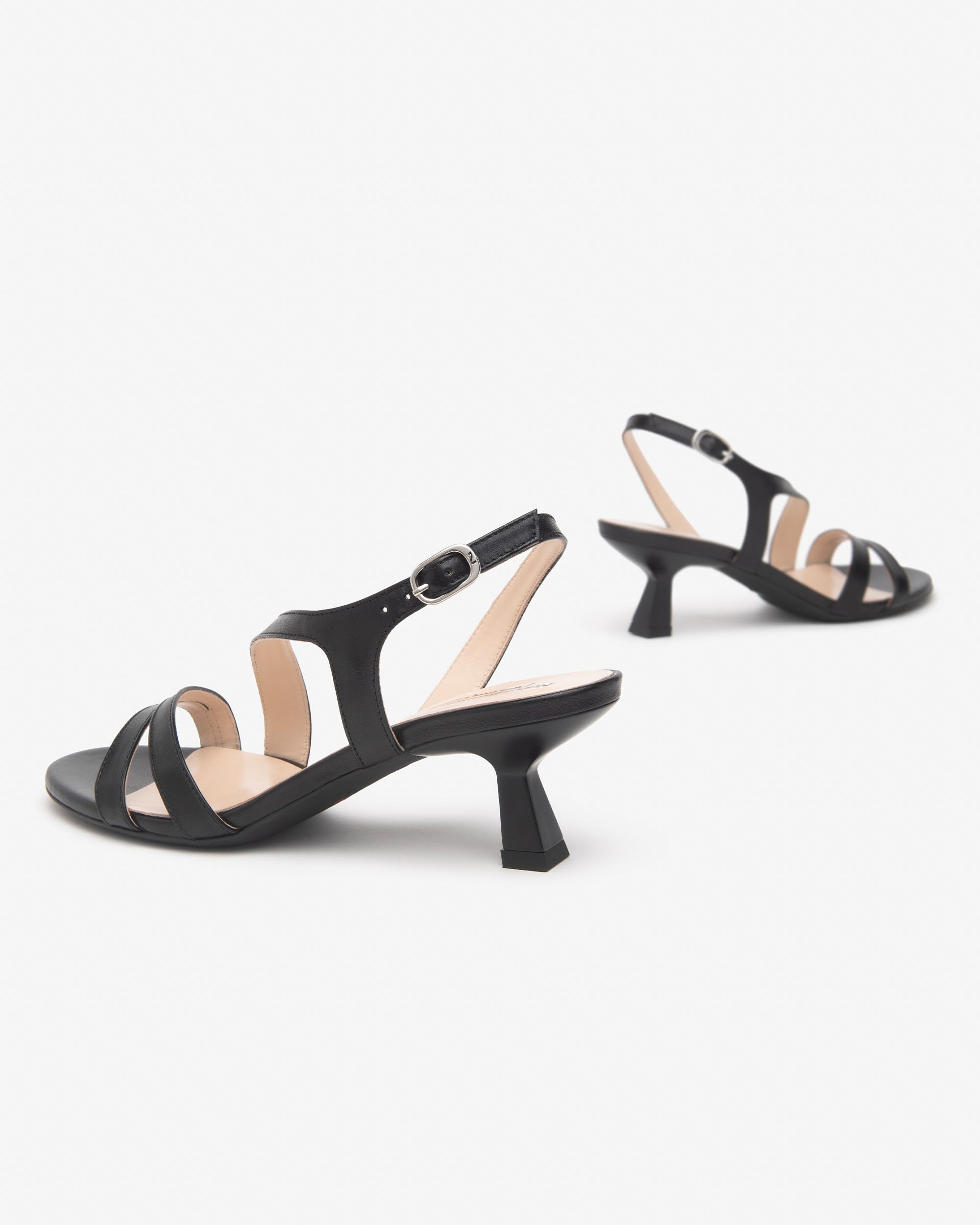 Nero Giardini Sandals sandales cuir femme élégantes