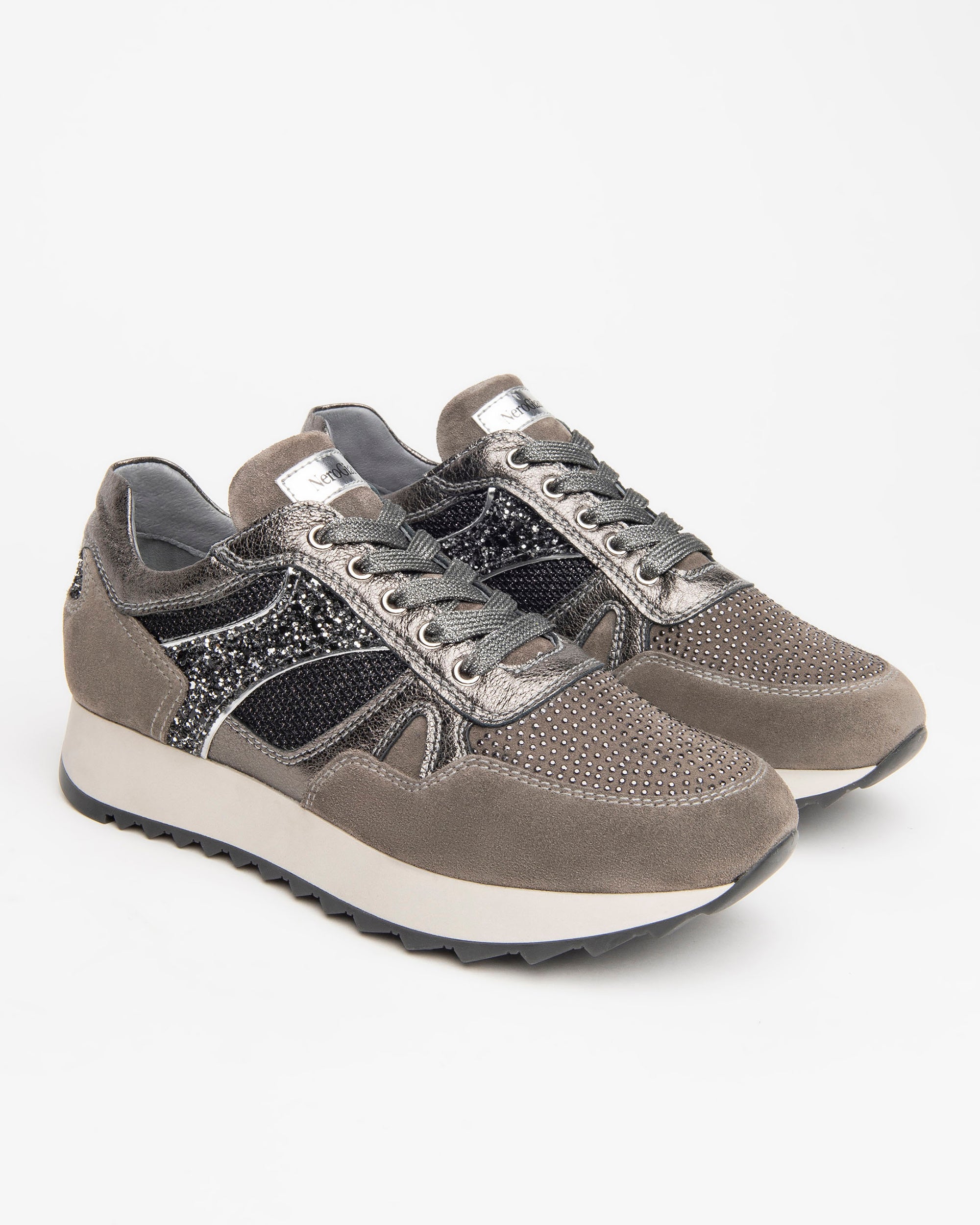 Nero Giardini Sneakers baskets femme daim clous