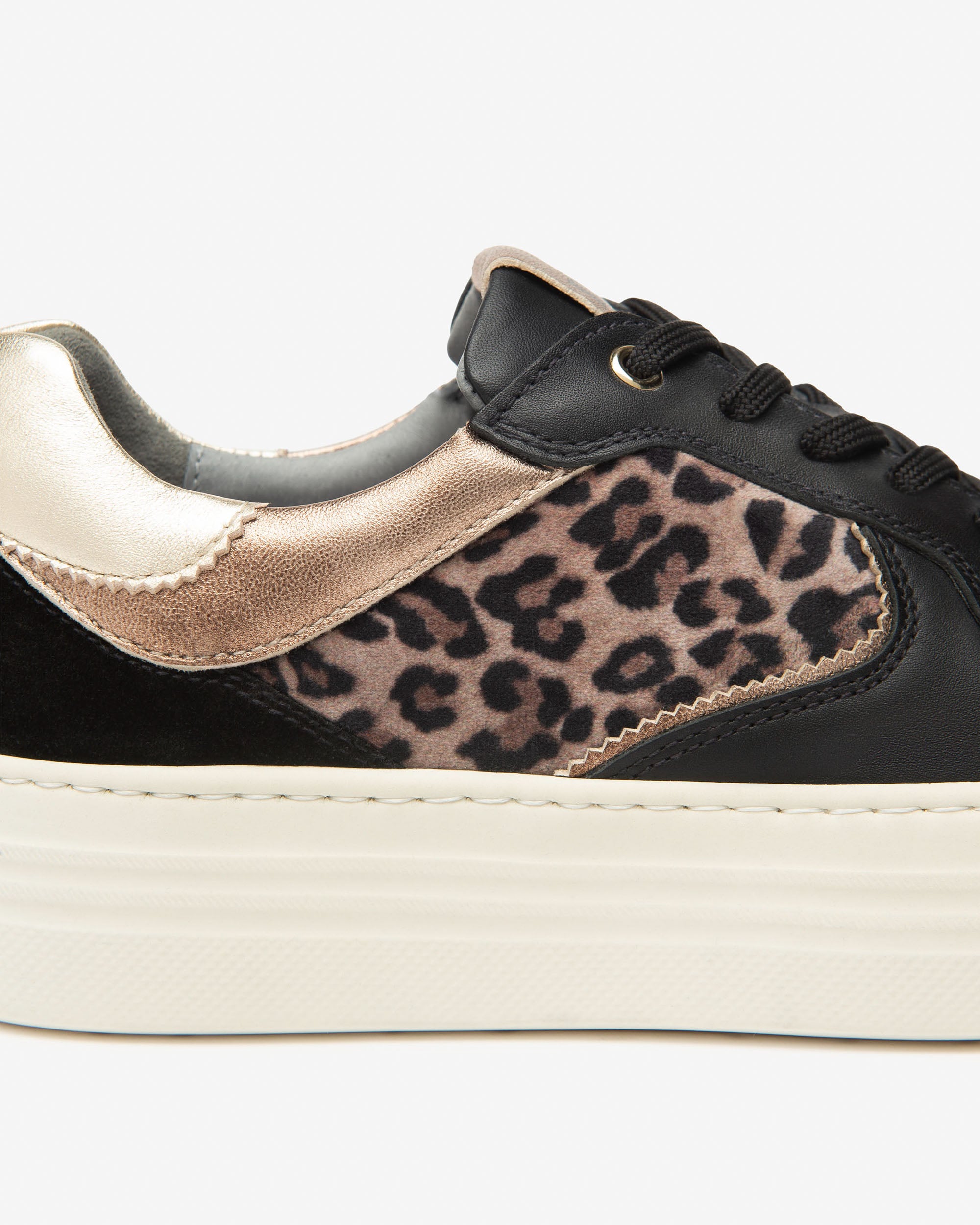 Nero Giardini Sneakers baskets daim cuir femme