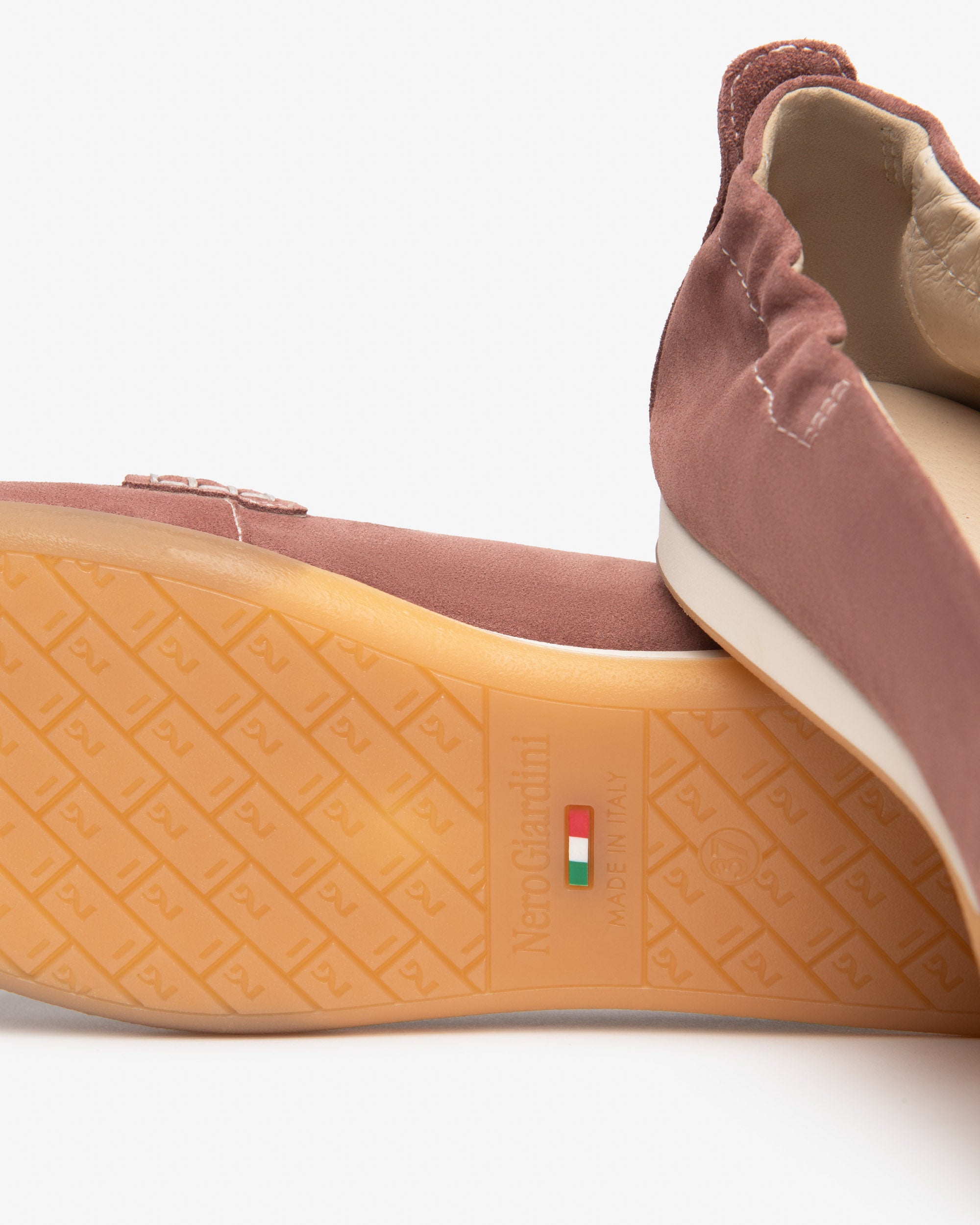 Nero Giardini Loafers mocassins daim femme été
