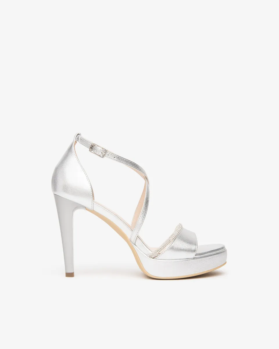 Nero Giardini Sandals sandales cuir femme élégantes