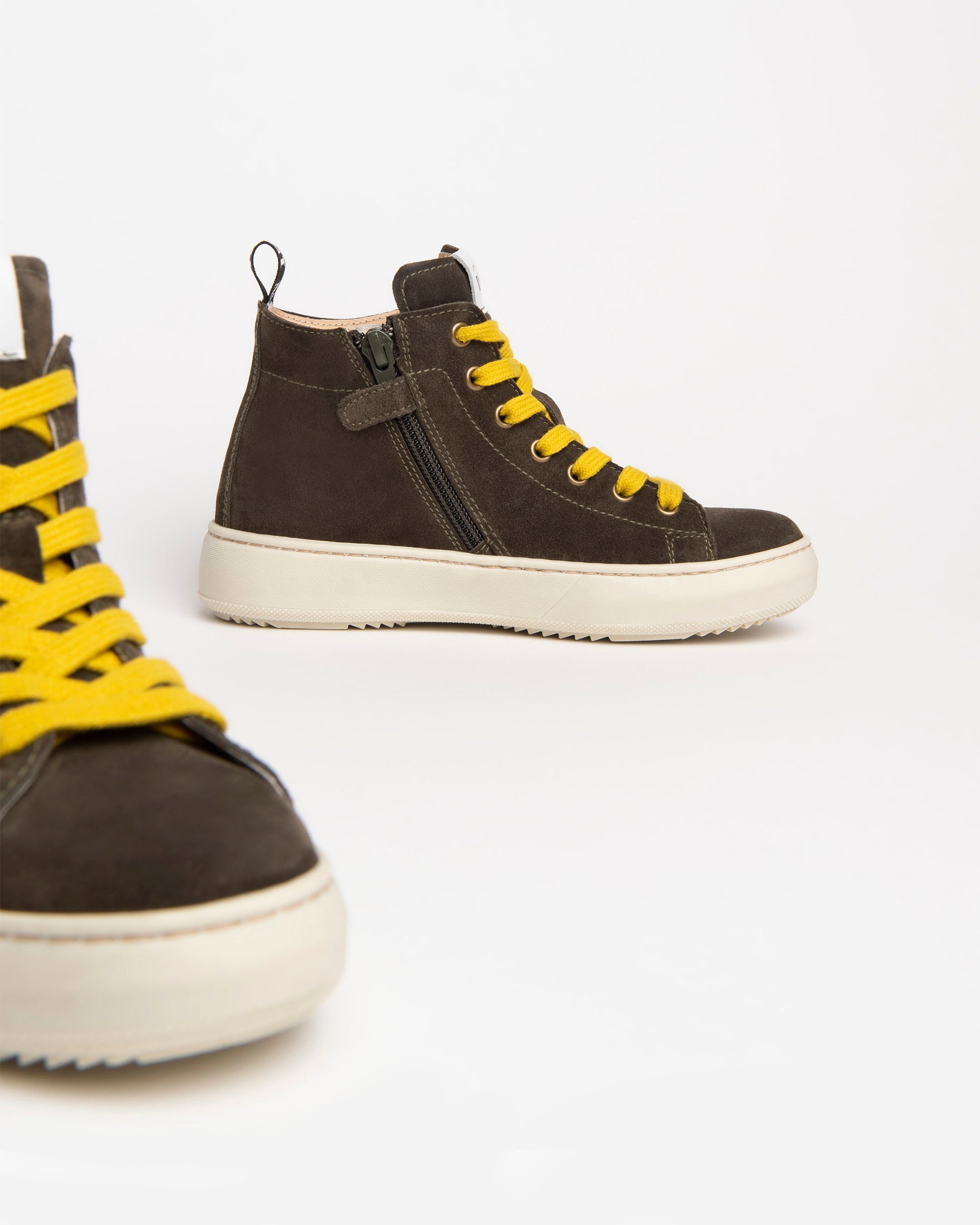 Nero Giardini Sneakers baskets garçon daim pointure 32 zip