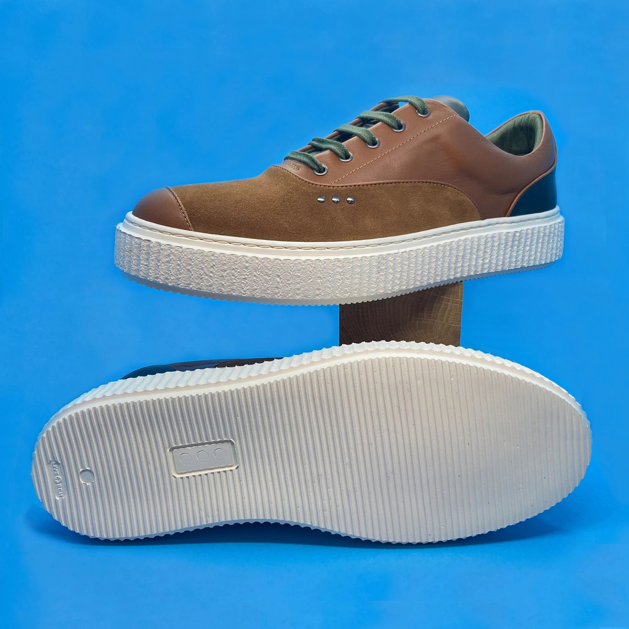 Me.Land Meaker baskets cuir daim cognac vert taille 42