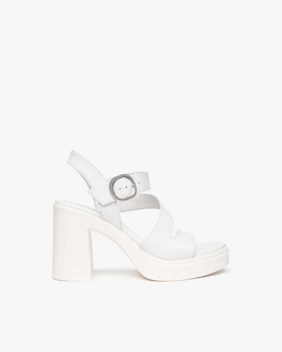 Nero Giardini Sandals sandales cuir femme pointure 38