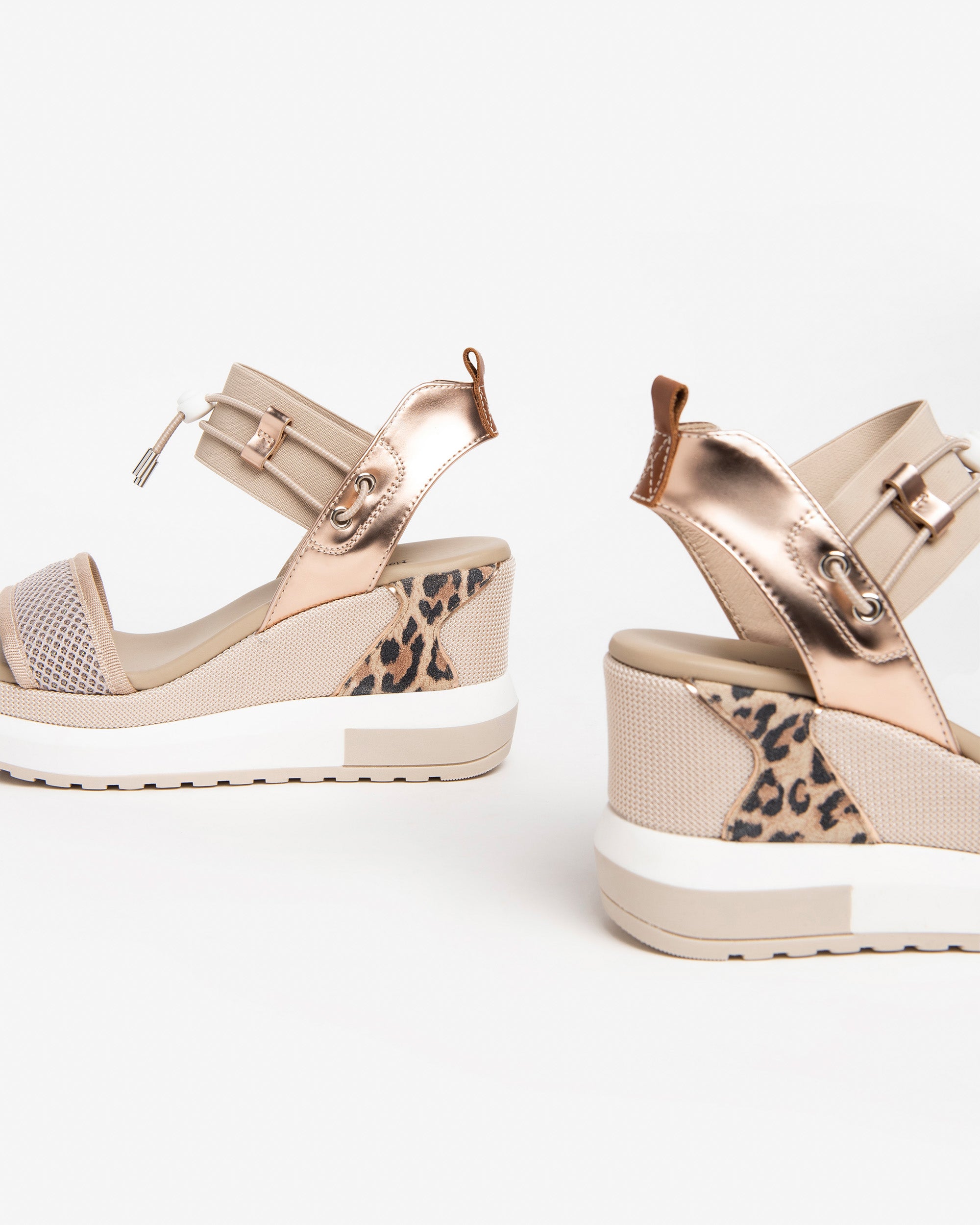 Nero Giardini Sandals sandales toile léopard compensées 38