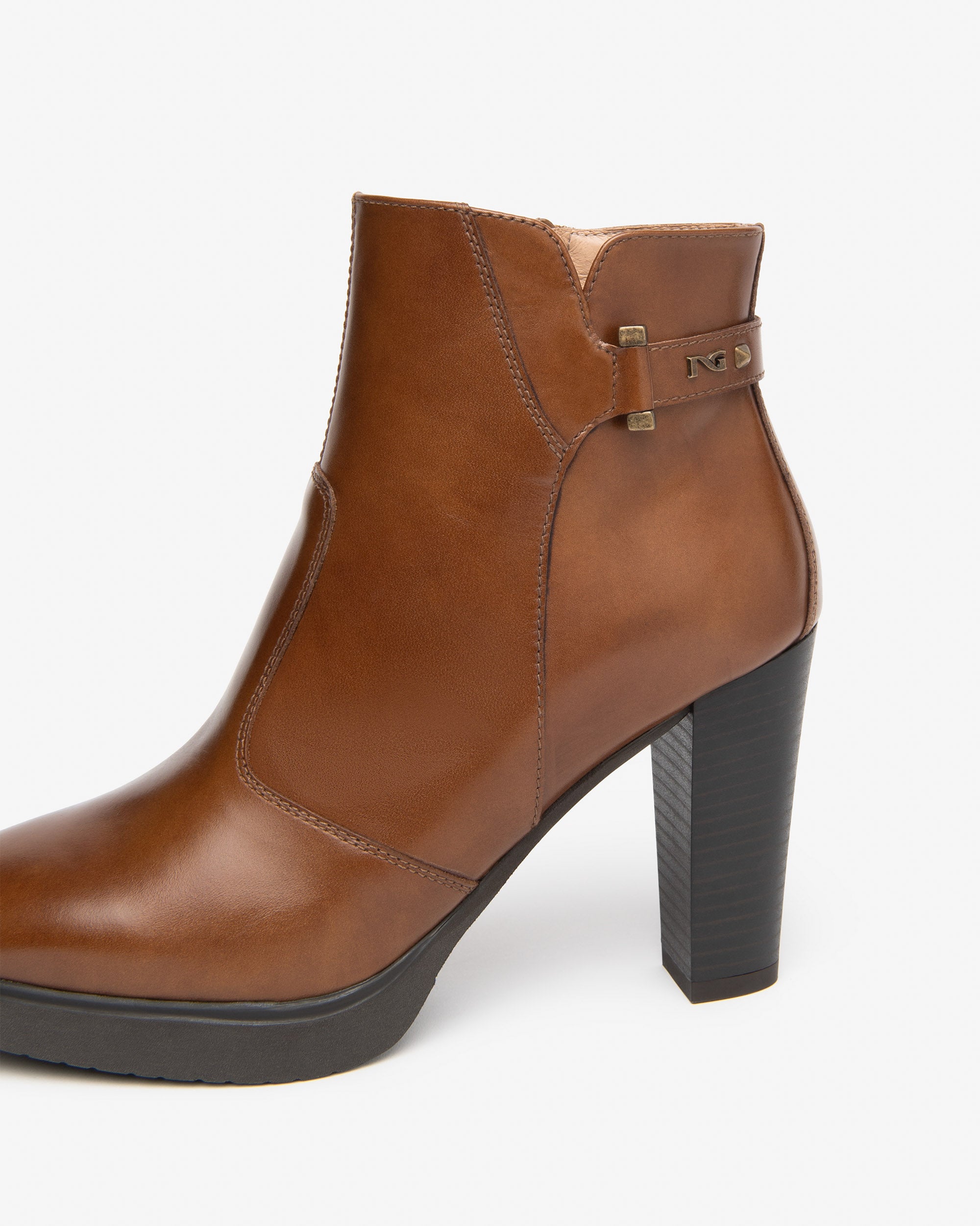 Nero Giardini Ankle Booties bottines cuir talon 38