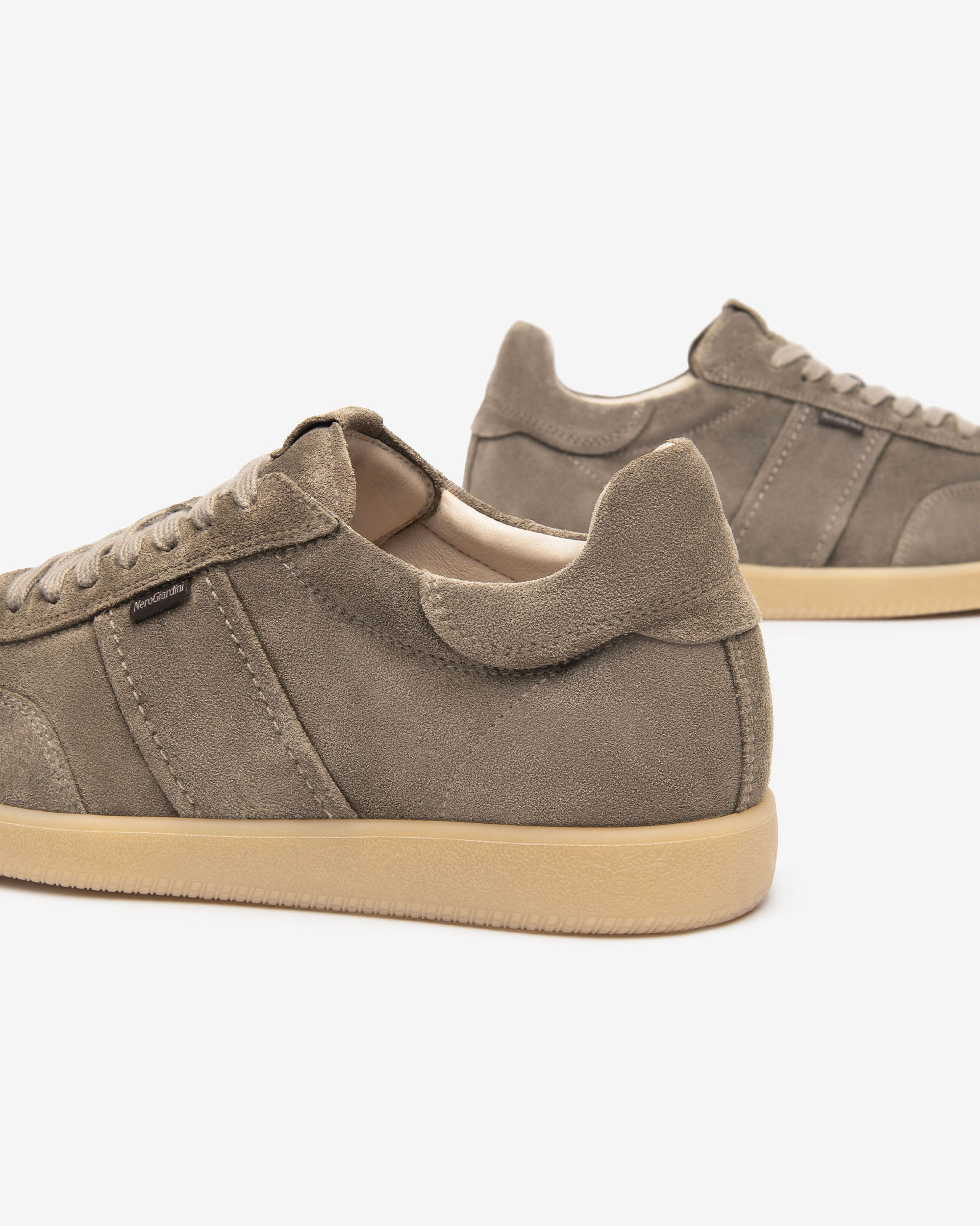 Nero Giardini Sneakers basket homme suède pointure 42