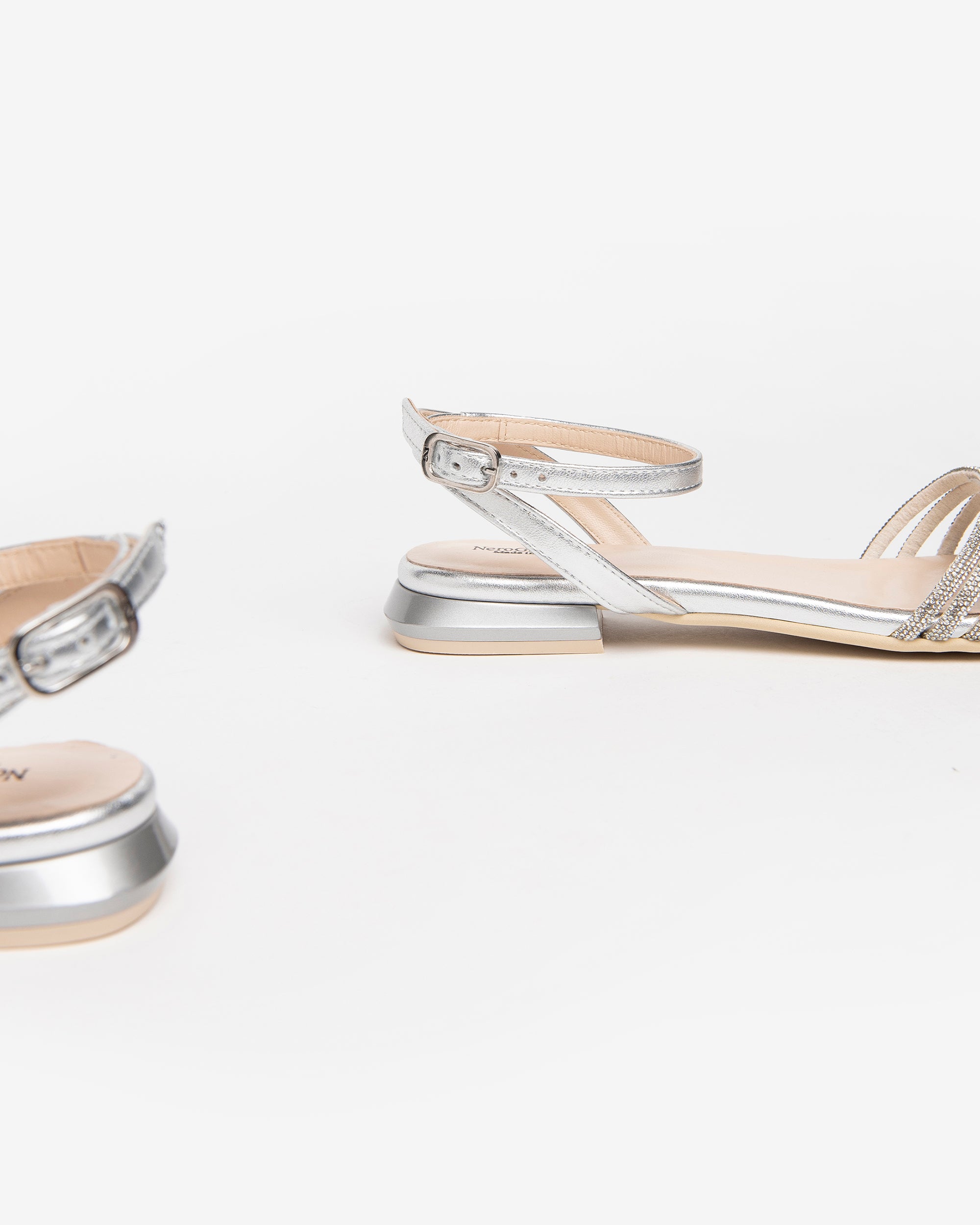 Nero Giardini Sandals Sandales Cuir Femme Brillantes