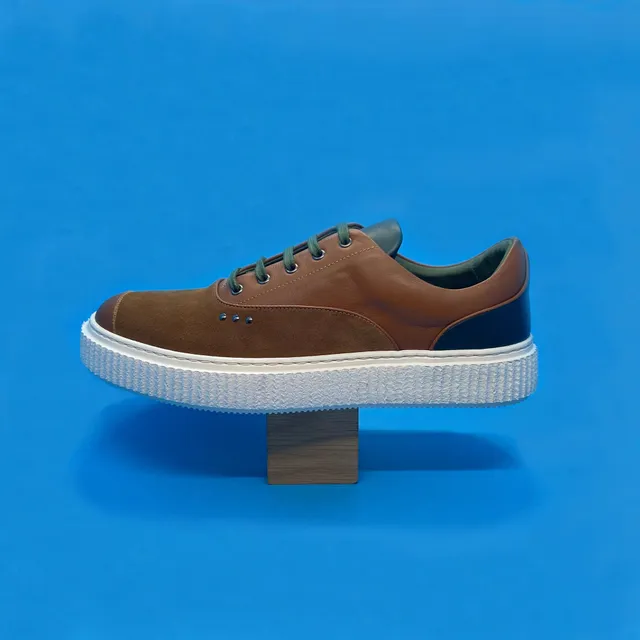 Me.Land Meaker baskets cuir daim cognac vert taille 42