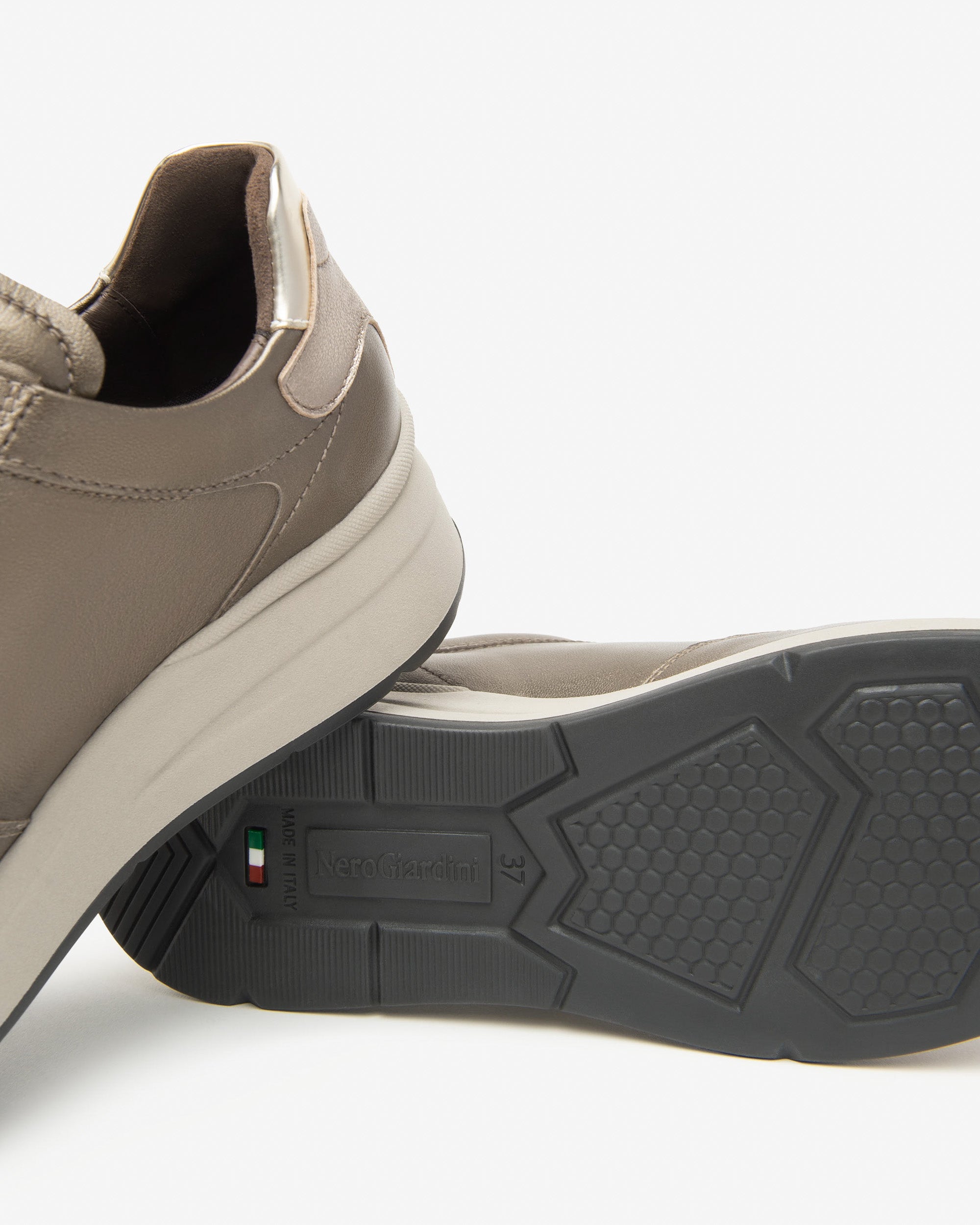 Nero Giardini Sneakers baskets cuir femme pointure 38