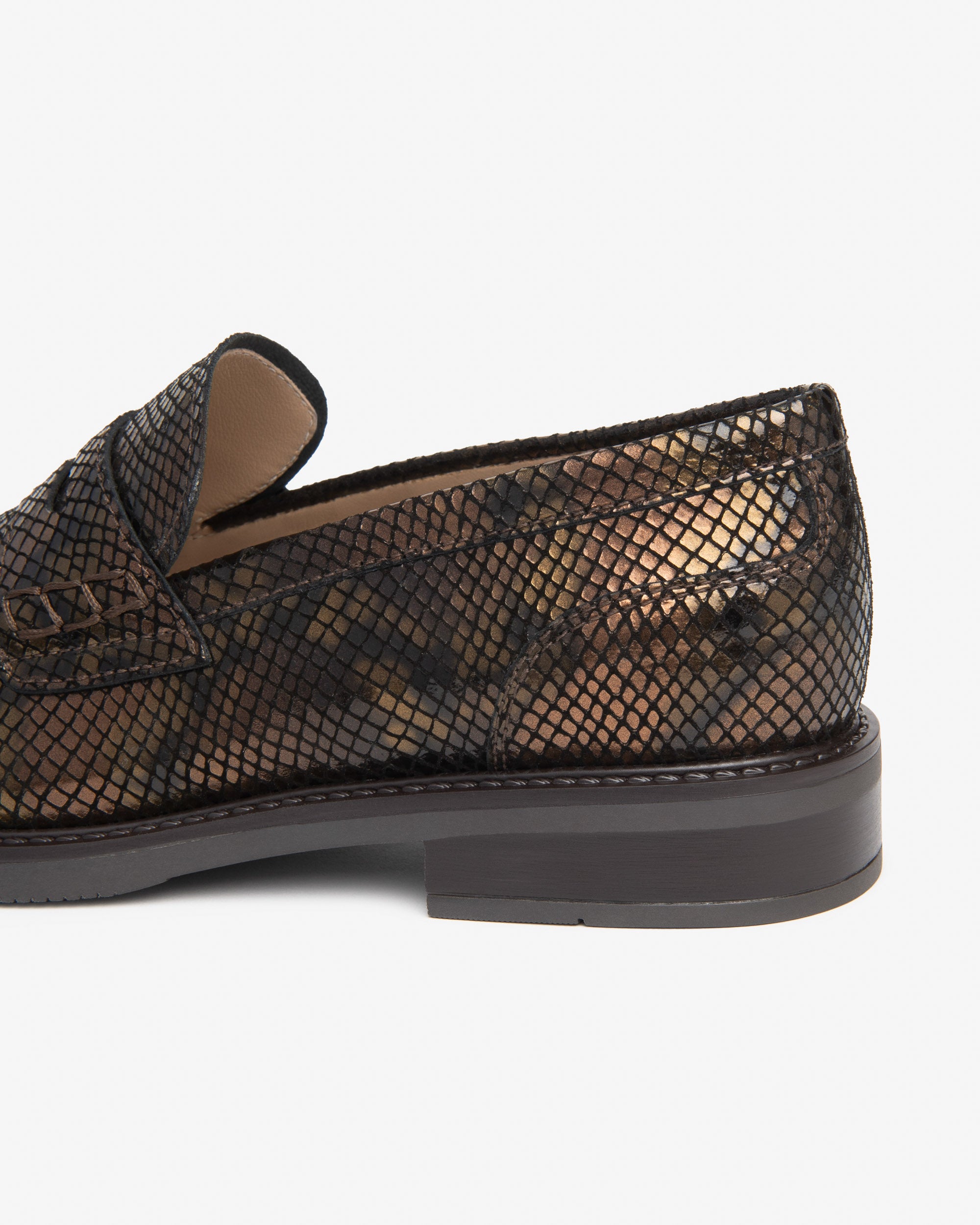 Nero Giardini Mocassins penny cuir femme pointure 38 serpent