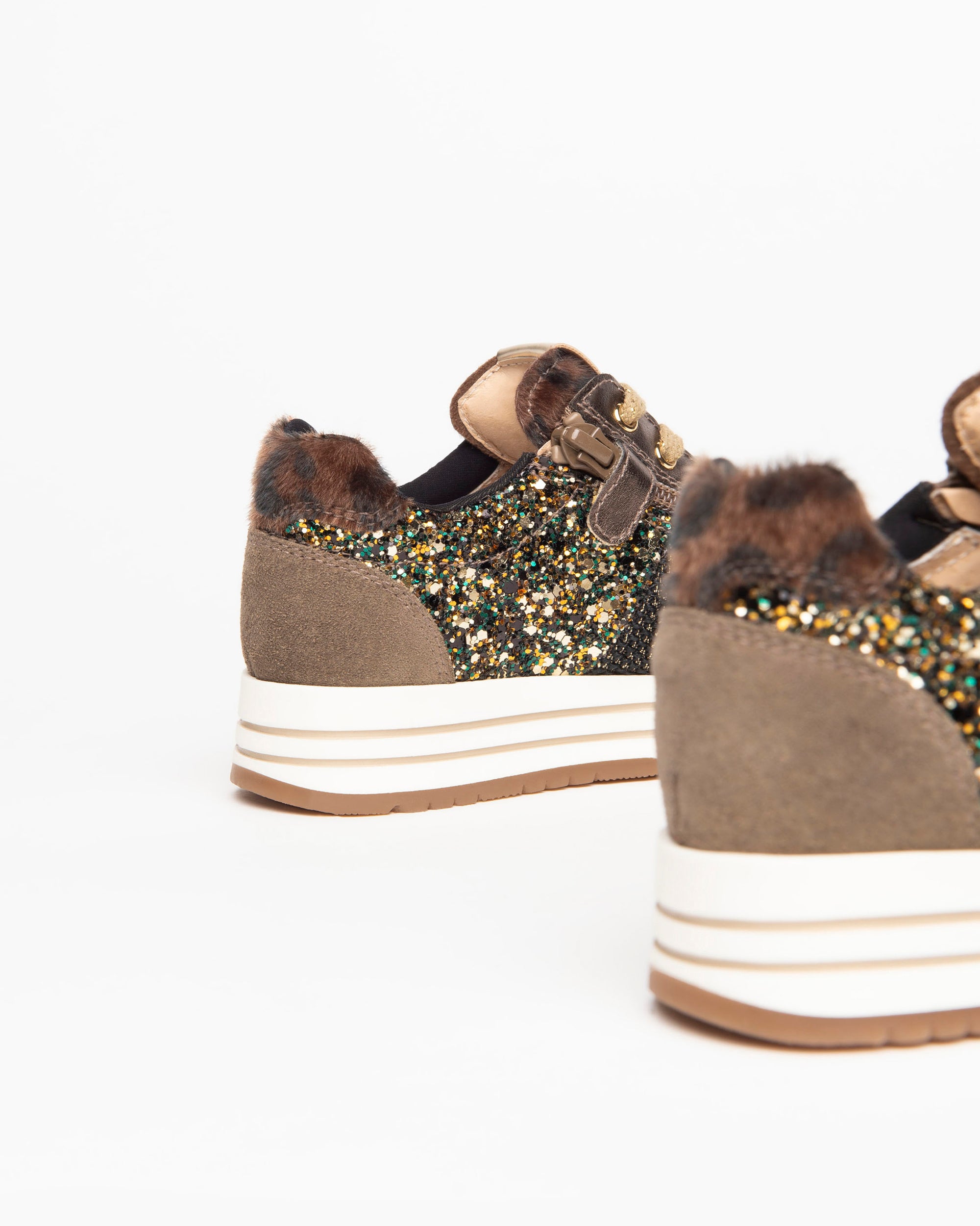 Nero Giardini Sneakers baskets fille daim paillettes