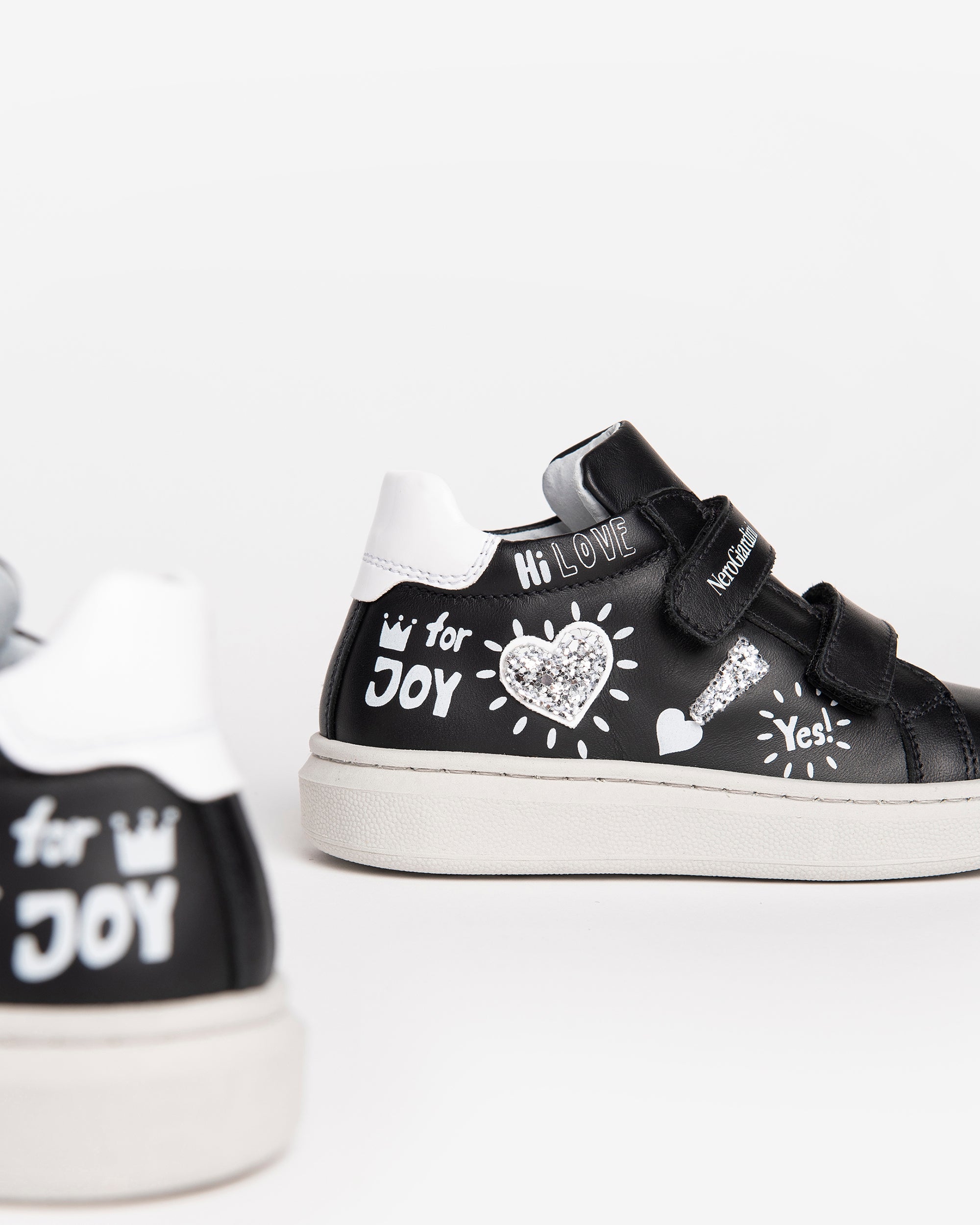 Nero Giardini Sneakers baskets fille cuir légères pointure 28