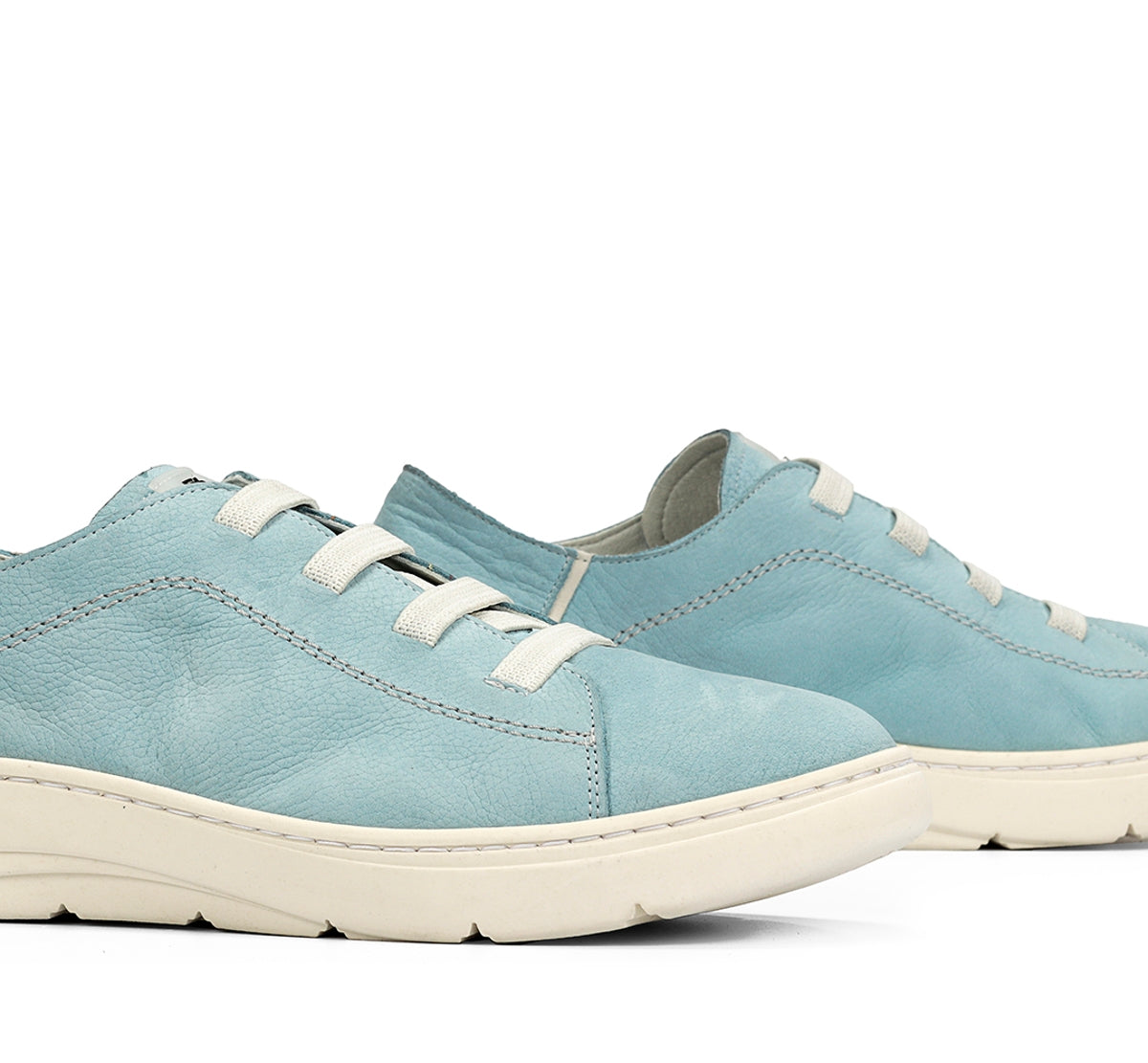 Dorking by Fluchos Yet D9500 chaussure bleue confort femme