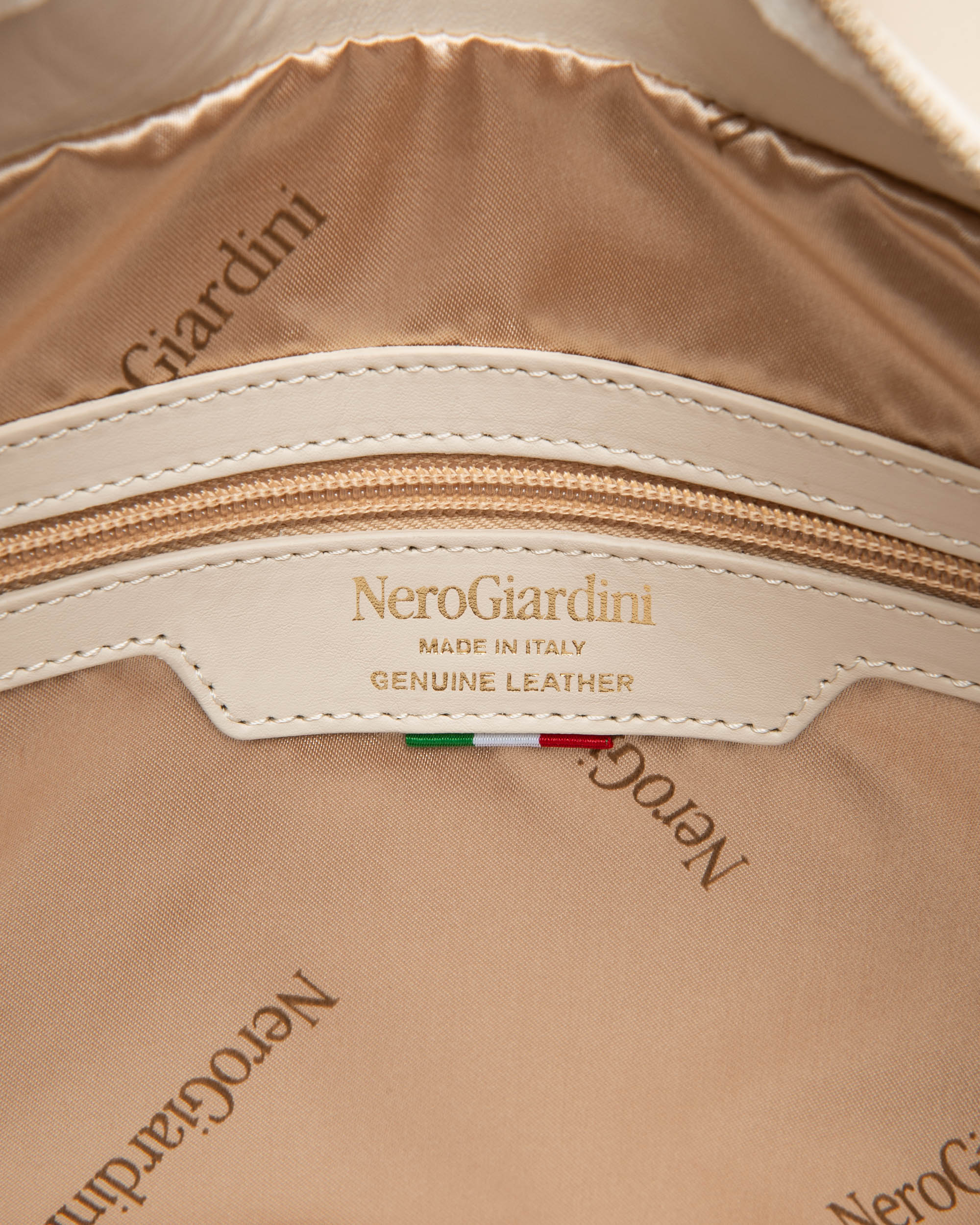 Nero Giardini Bags sac hobo femme cuir