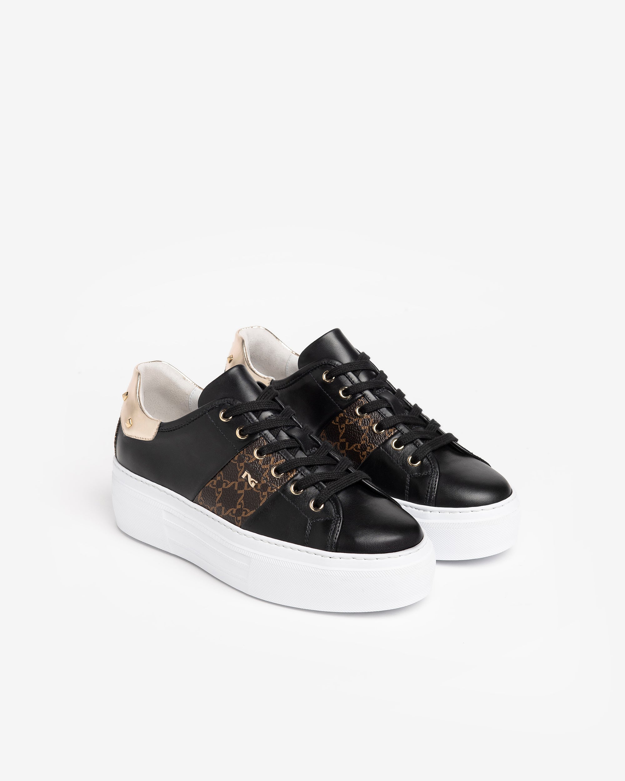 Nero Giardini Sneakers baskets cuir femme