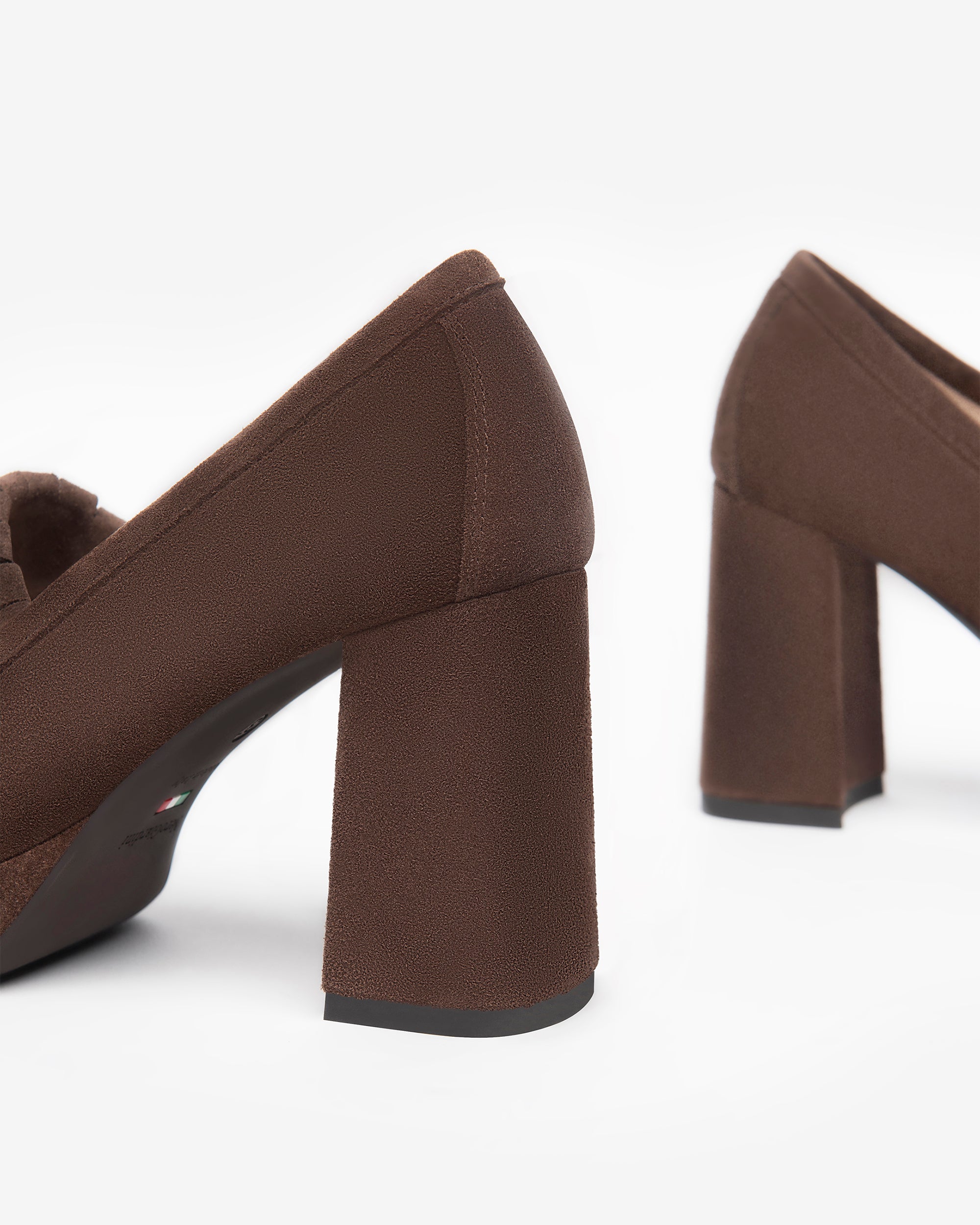 Nero Giardini Loafers mocassins daim femme 38