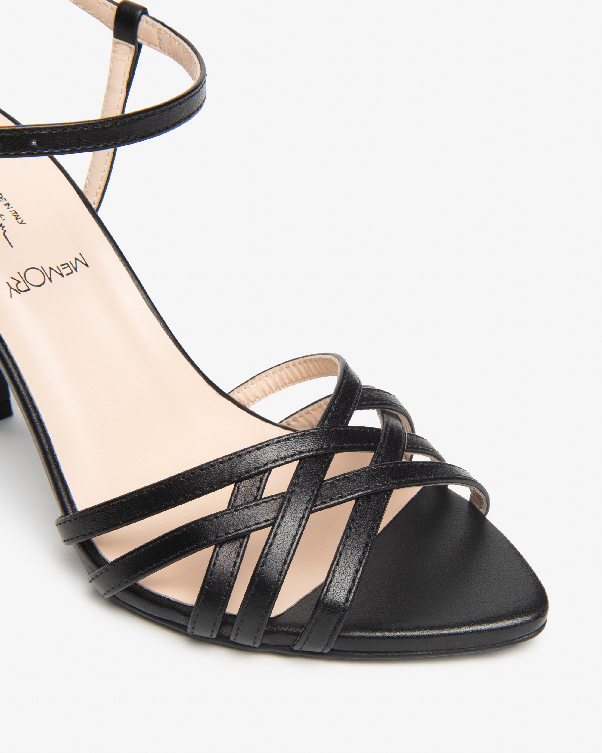 Nero Giardini Sandals sandales cuir femme élégantes