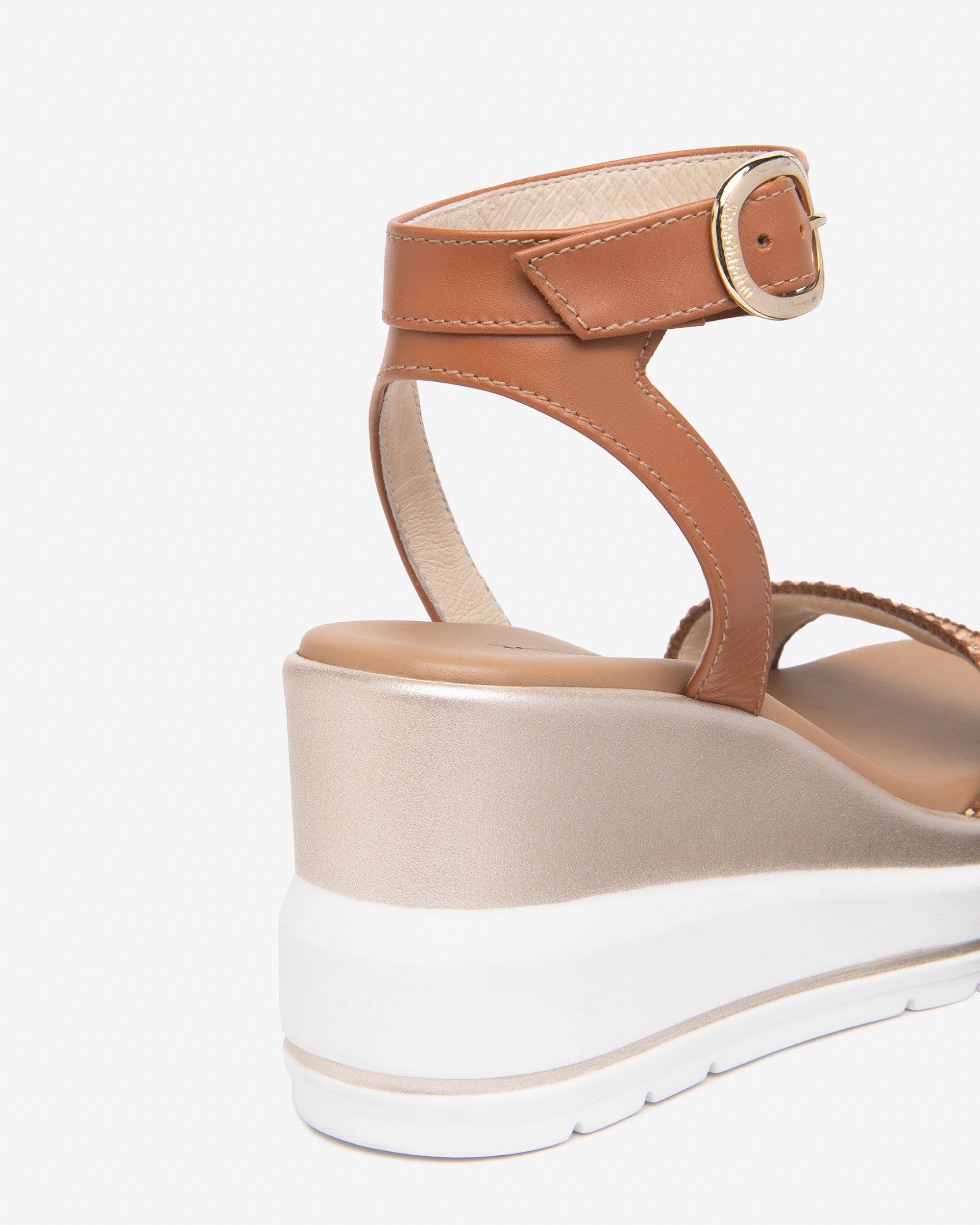 Nero Giardini Slippers sandales cuir femme été