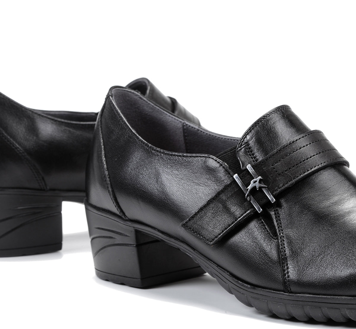 Fluchos Charis F0942 escarpins noir talon moyen
