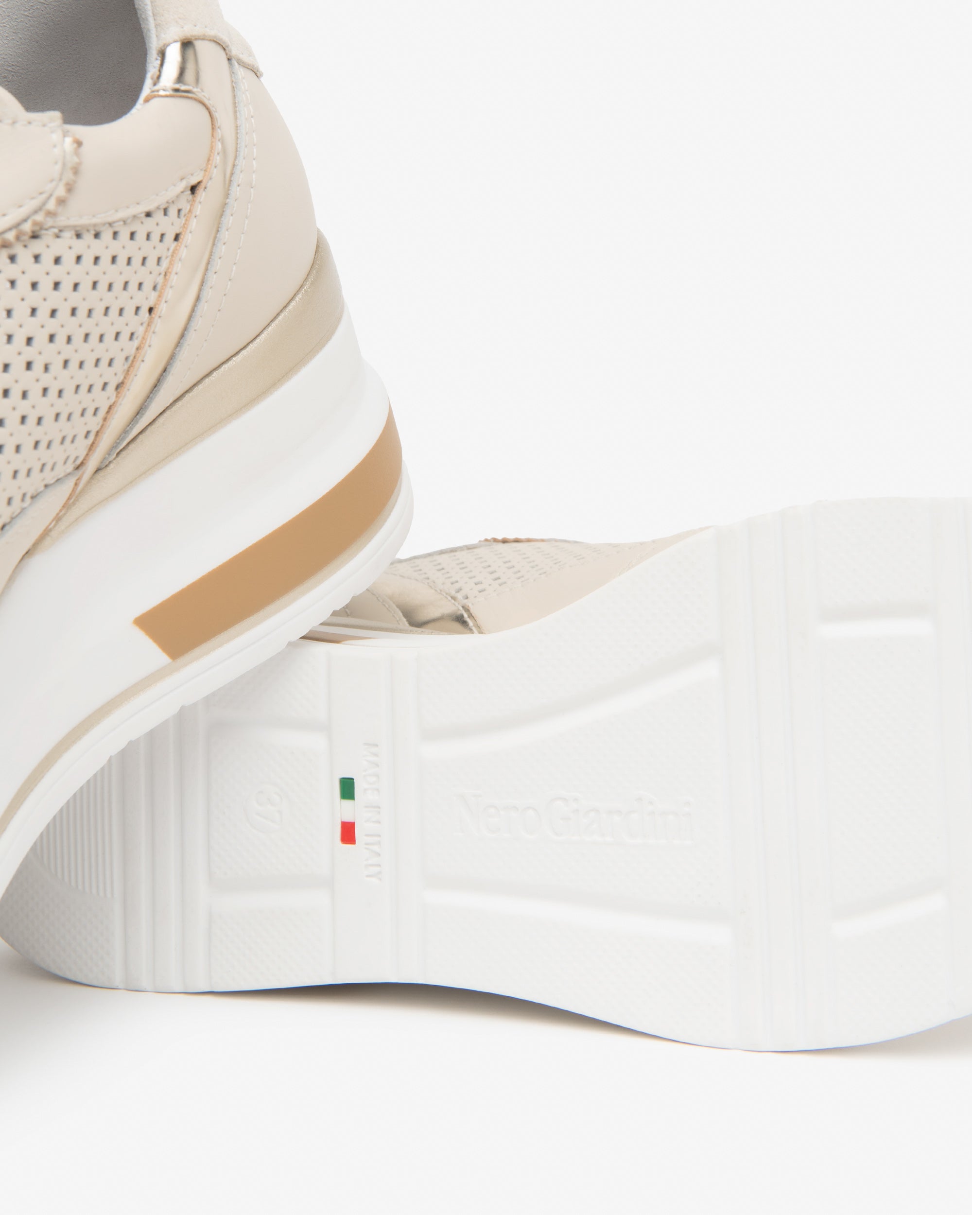 Nero Giardini Sneakers baskets femme cuir tissu 38