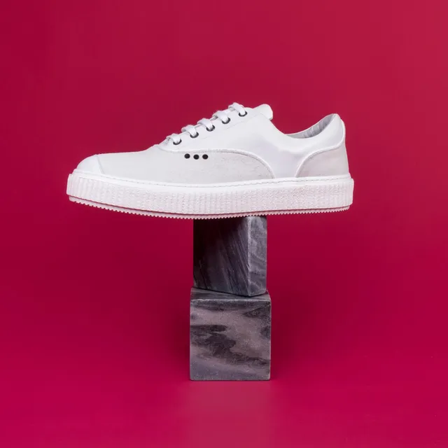 Me.Land Meaker basket cuir daim blanc mémoire de forme