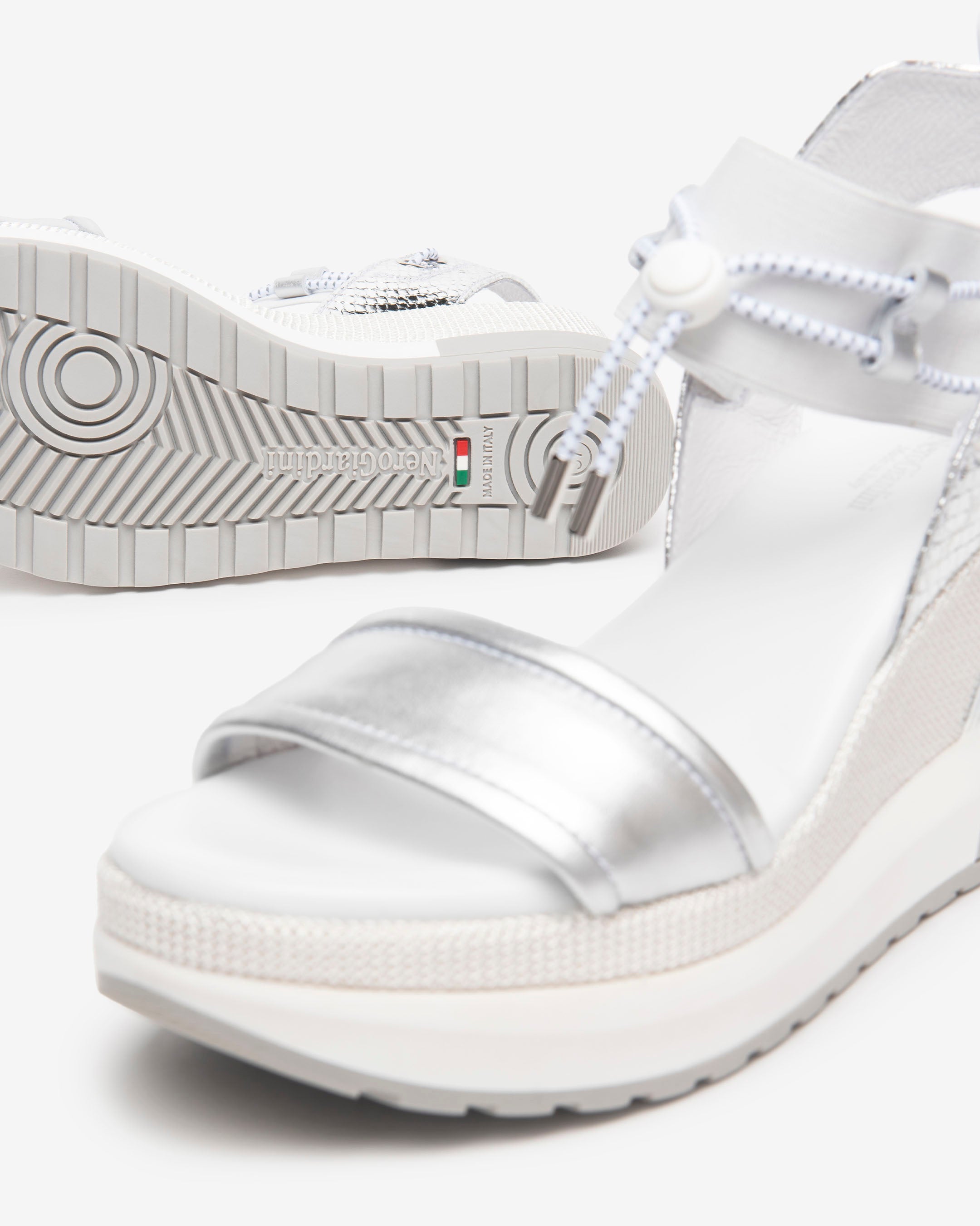Nero Giardini Sandals sandales compensées cuir 80 mm
