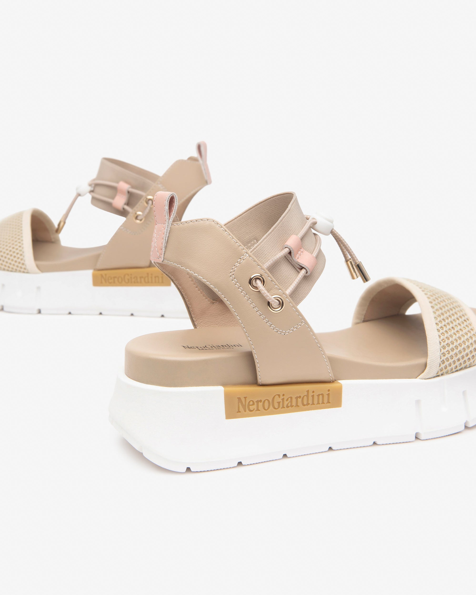 Nero Giardini Sandals sandales femme cuir et toile pointure 38