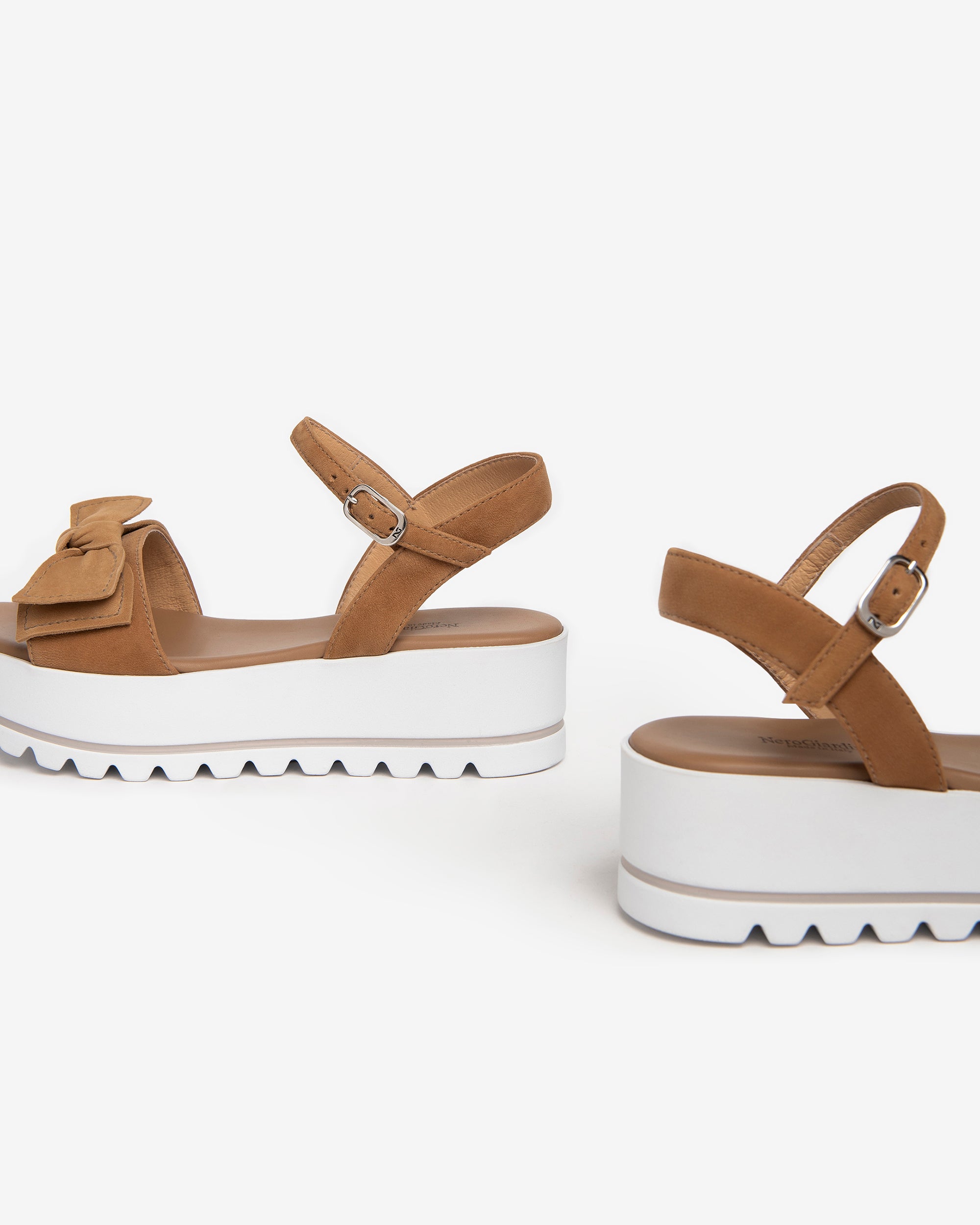 Nero Giardini Sandals Sandales Femme Daim 38