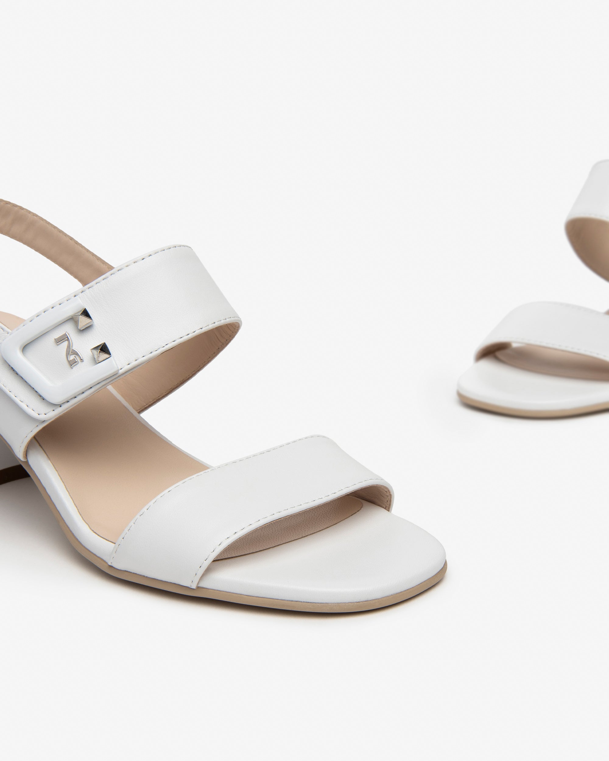 Nero Giardini Sandals sandales cuir femme