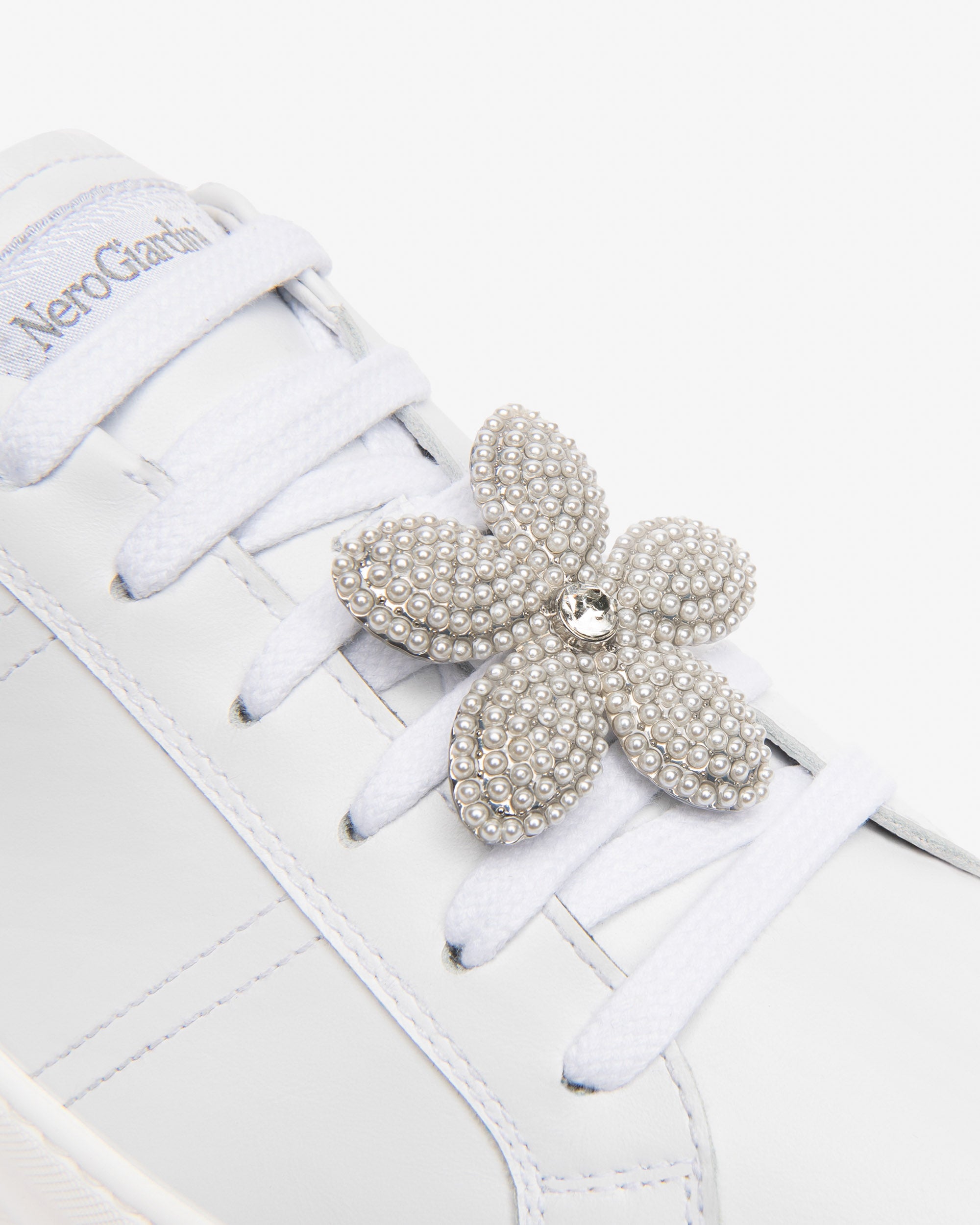 Nero Giardini Sneakers baskets cuir femme mémoire