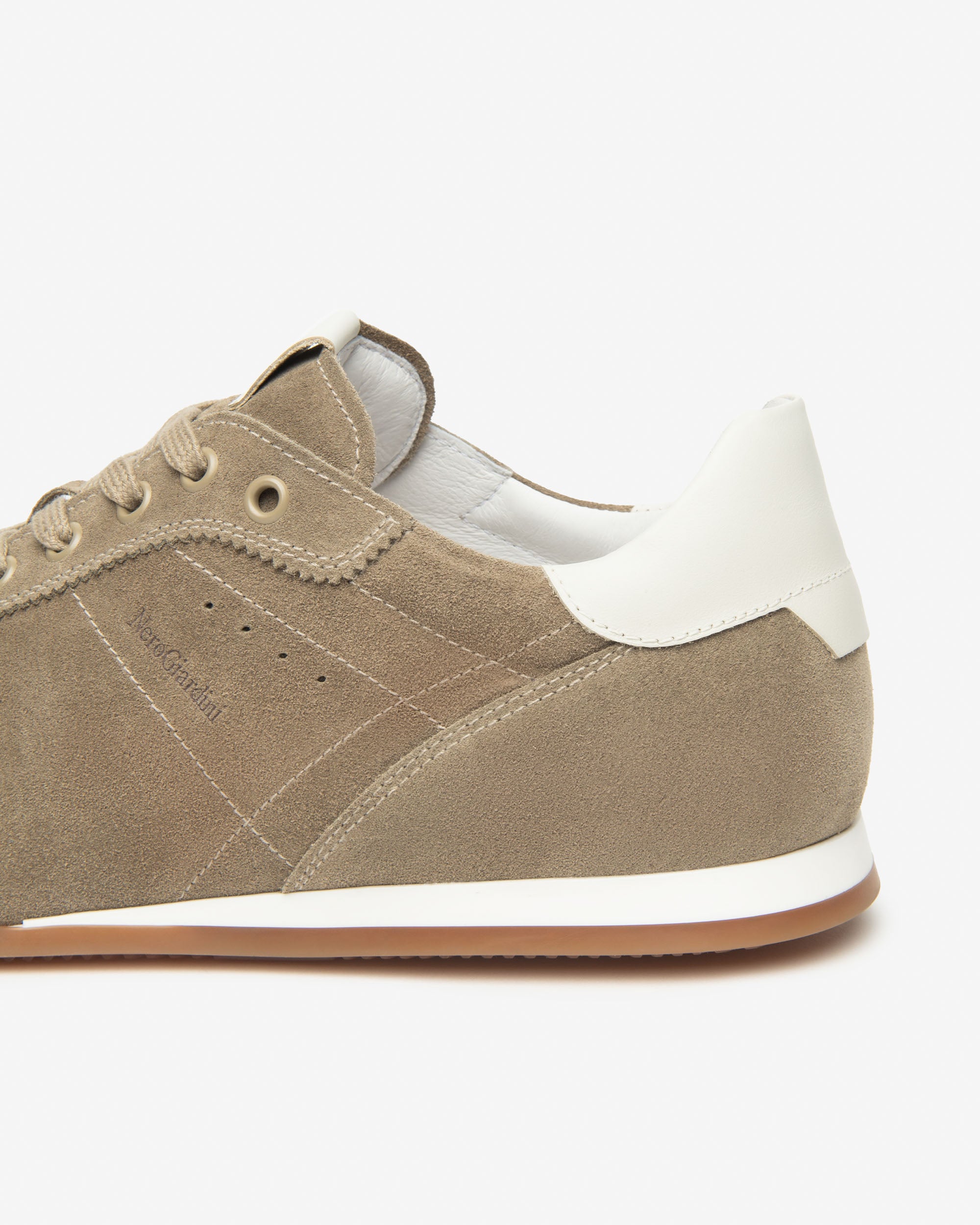 Nero Giardini Sneakers baskets homme daim 42