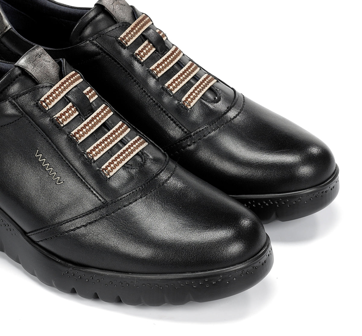Fluchos Live F2096 basket femme noire confort