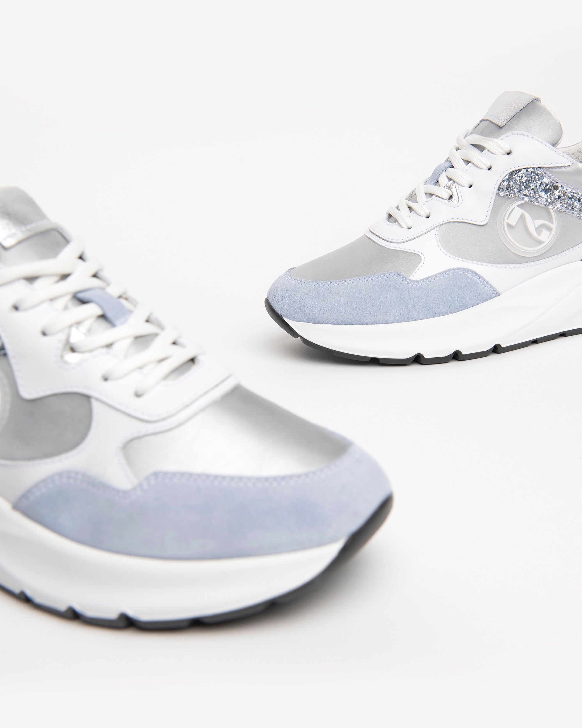 Nero Giardini Sneakers baskets cuir daim femme logo